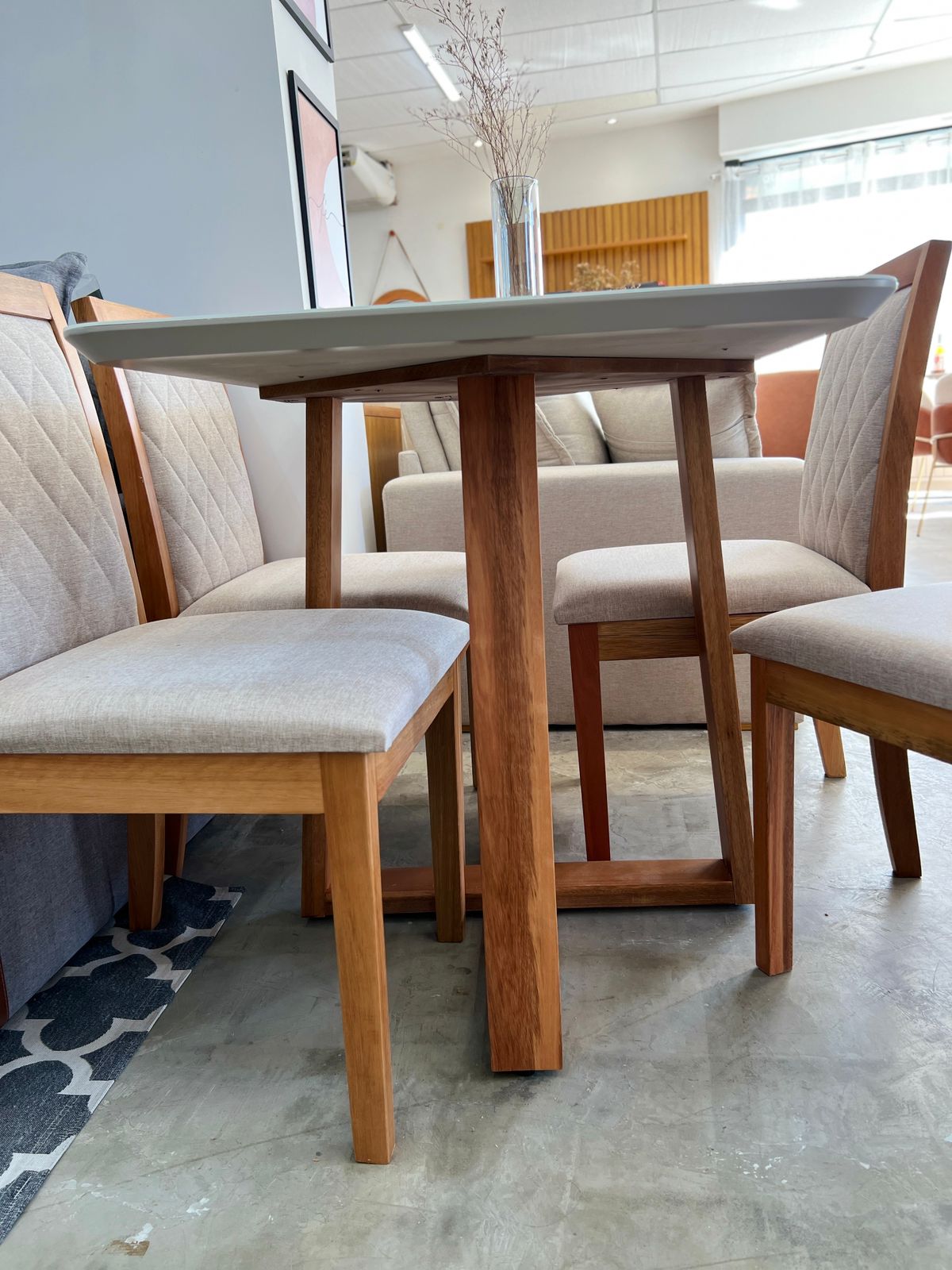 Mesa Zurique 110x70 + 4 cadeiras Star São Paulo