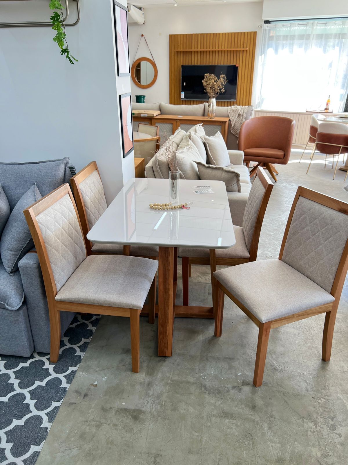 Mesa Zurique 110x70 + 4 cadeiras Star São Paulo