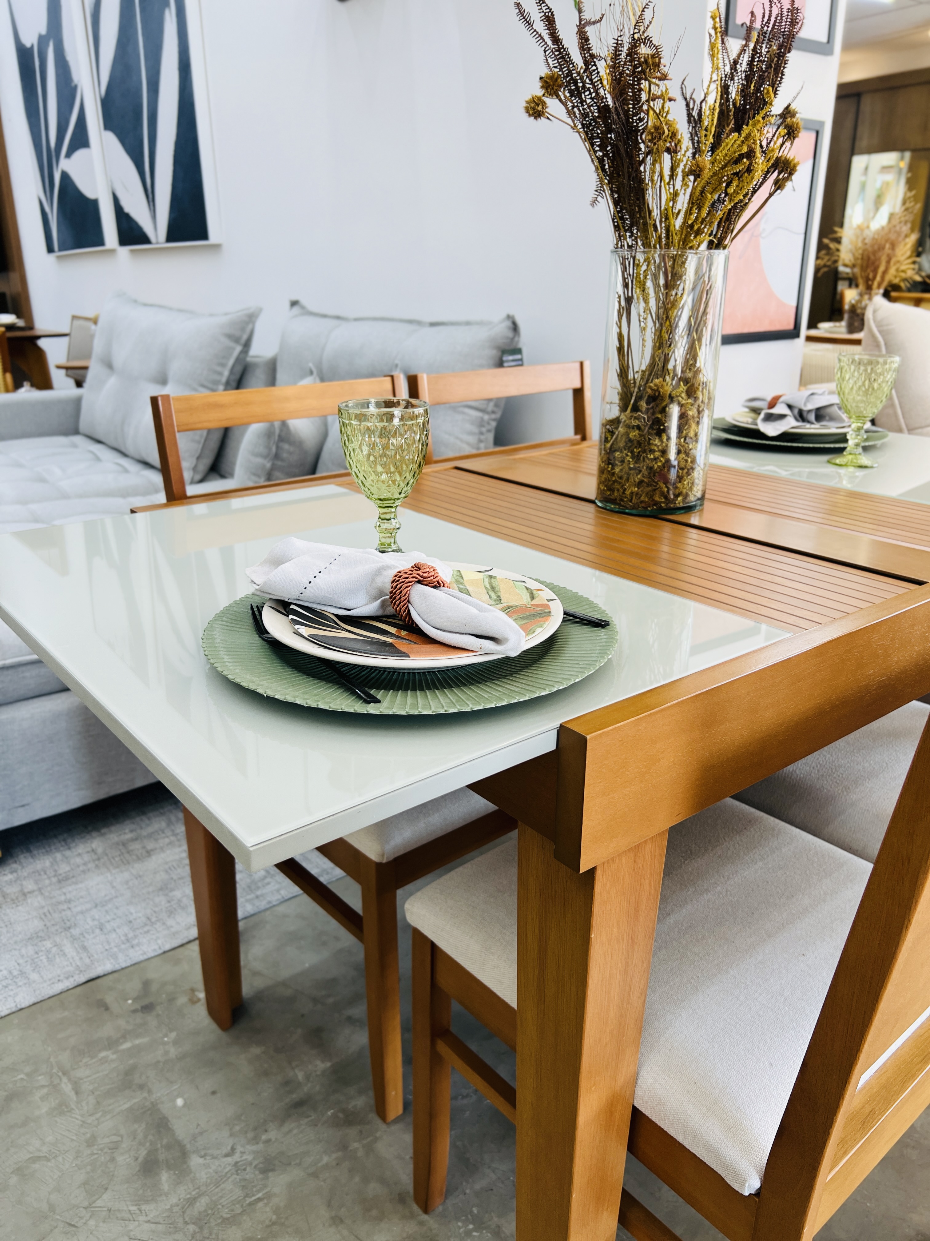 Mesa Vega 110 + 4 cadeira Cairo