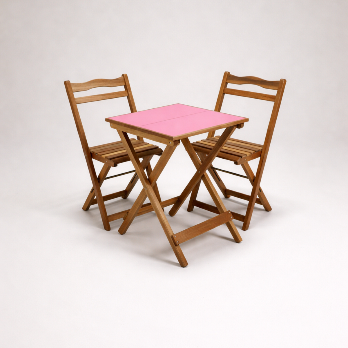 Jogo de Mesa Dobrável 50x50 com Tampo em Fórmica  e 2 Cadeiras em Madeira Nobre – Linha Comercial