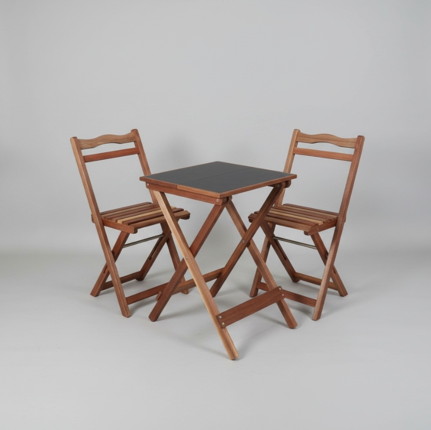 Jogo de Mesa Dobrável 50x50 com Tampo em Fórmica  e 2 Cadeiras em Madeira Nobre – Linha Comercial