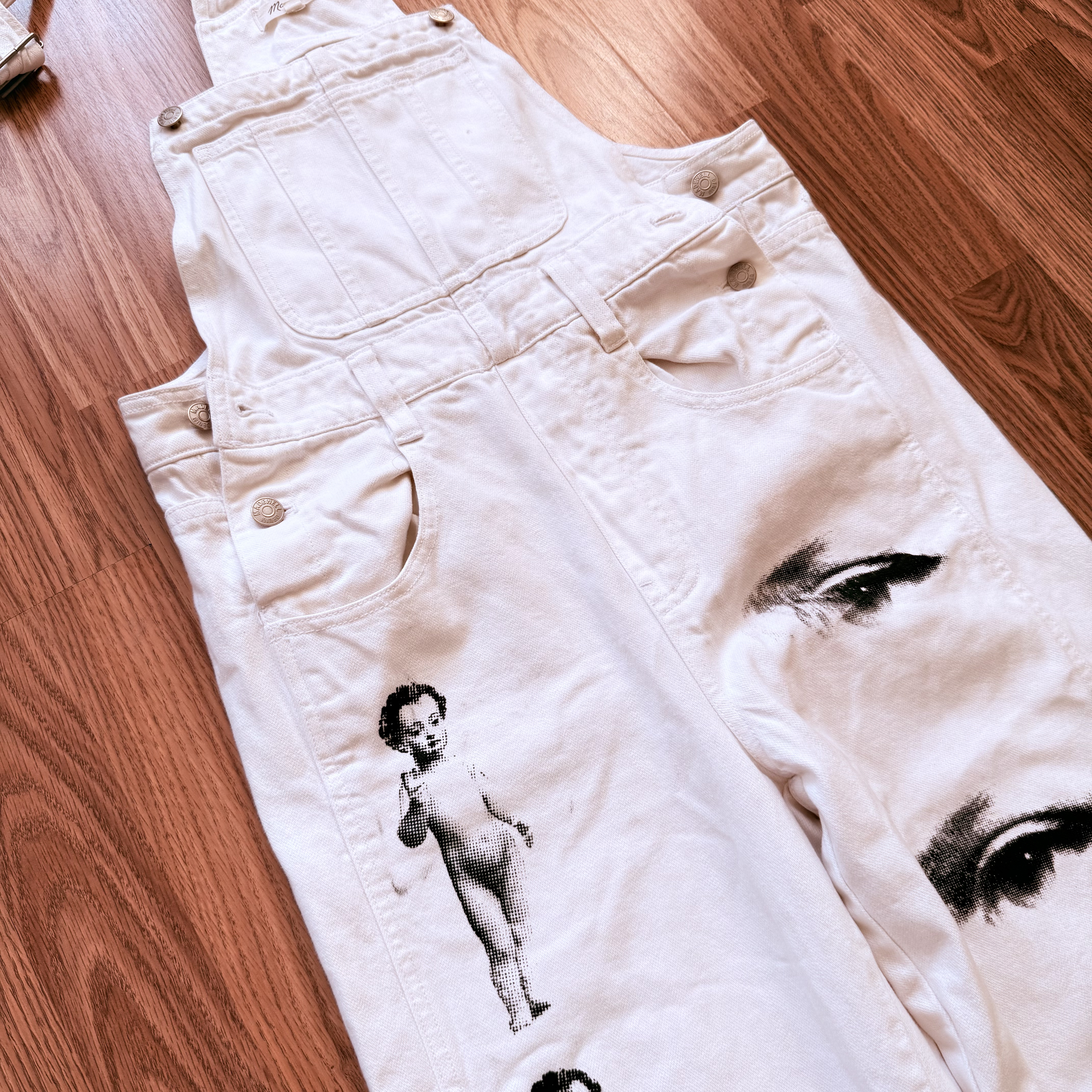 Where the Eyes Go - Overall - Size S 