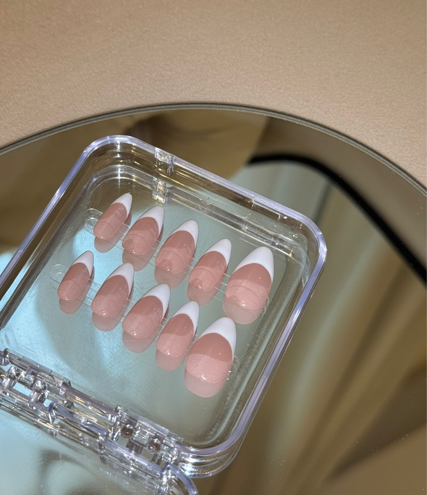 Elegant Press-On Nails Set