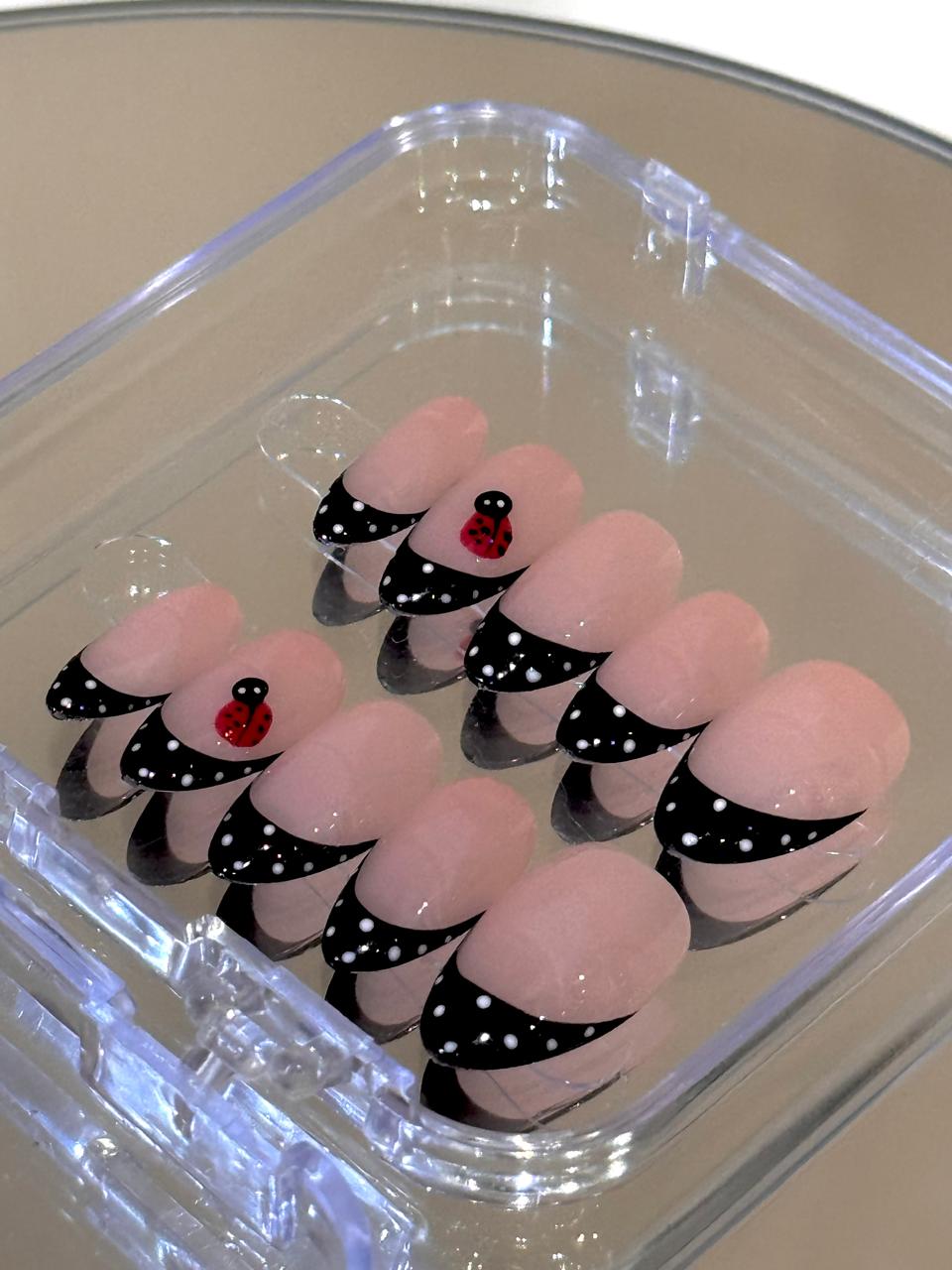 Polka Dot Black French Press-on Nails