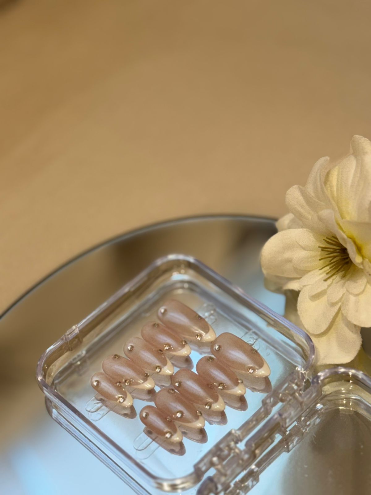 Crystal   Press-On Nails