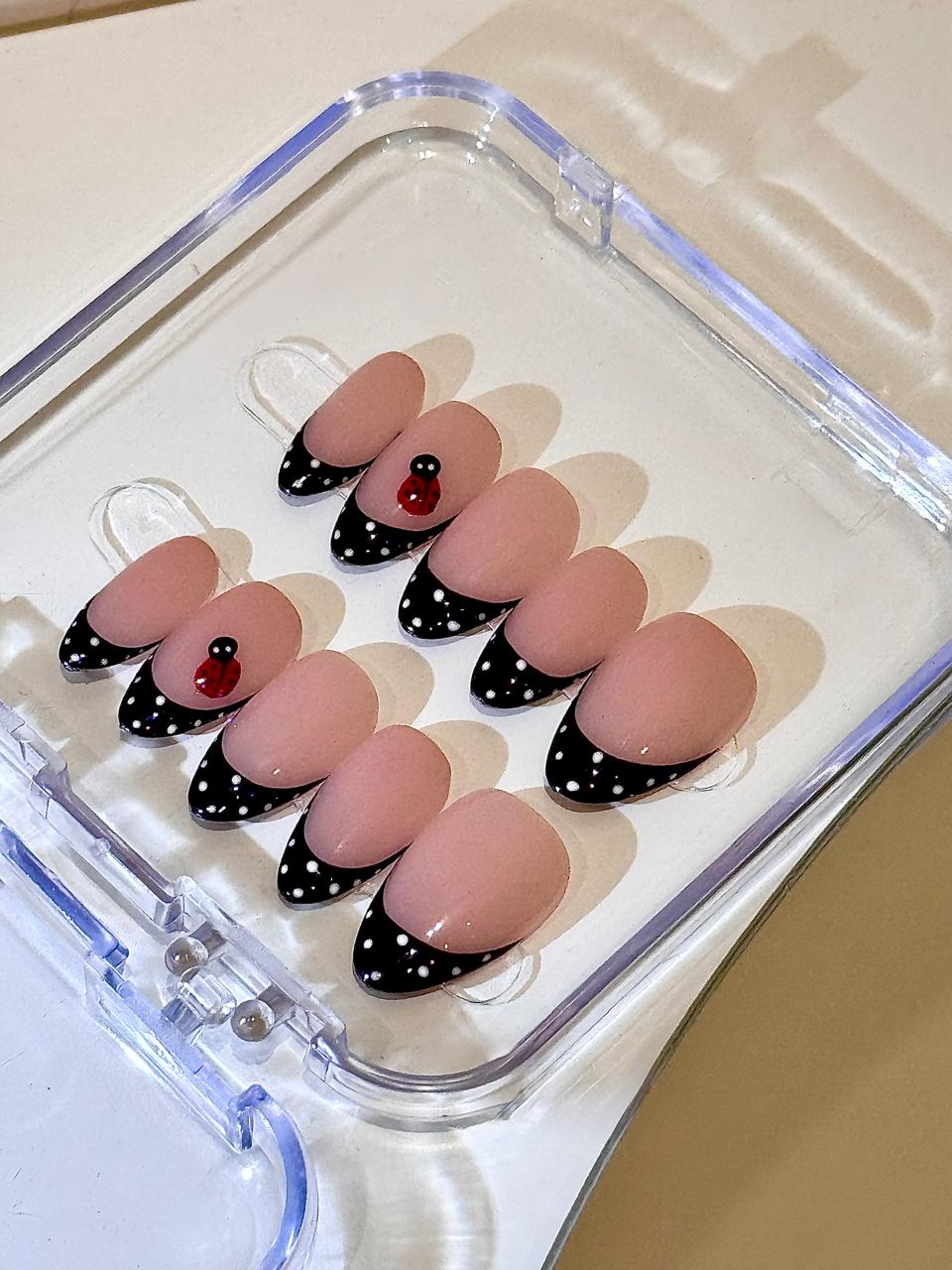 Polka Dot Black French Press-on Nails