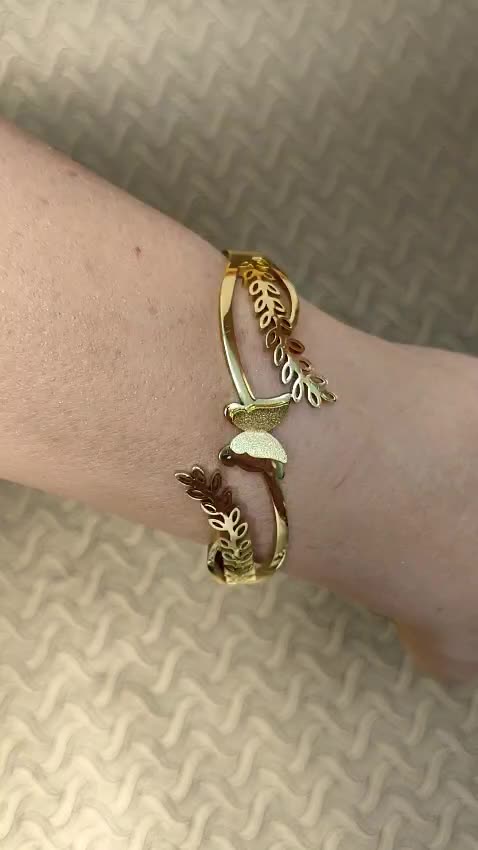 Elegant Gold Leaf Bracelet-anti tarnish