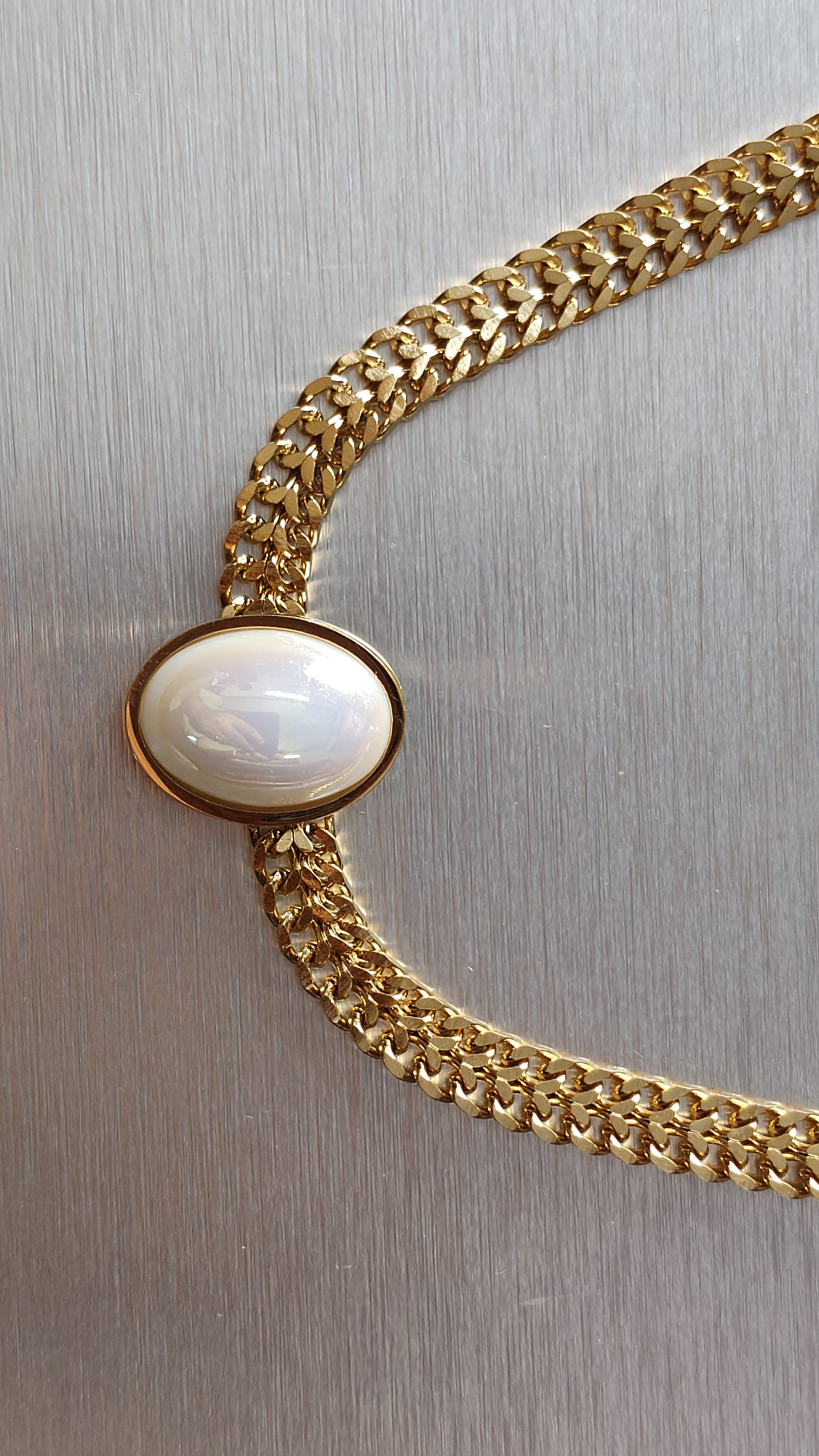 Elegant Gold Chain Necklace with matching Earrings and Ring