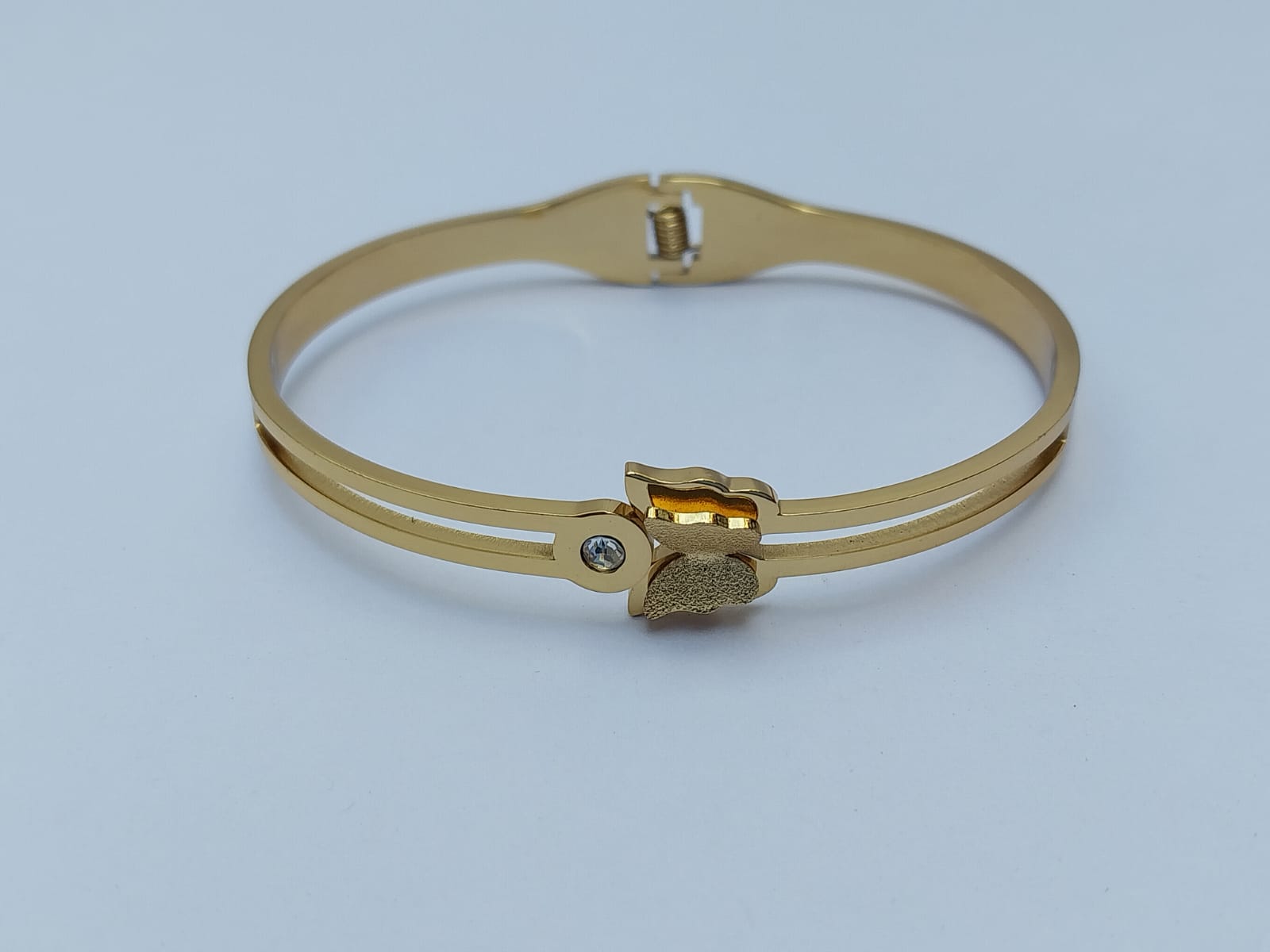 Elegant Gold Bracelet-anti tarnish