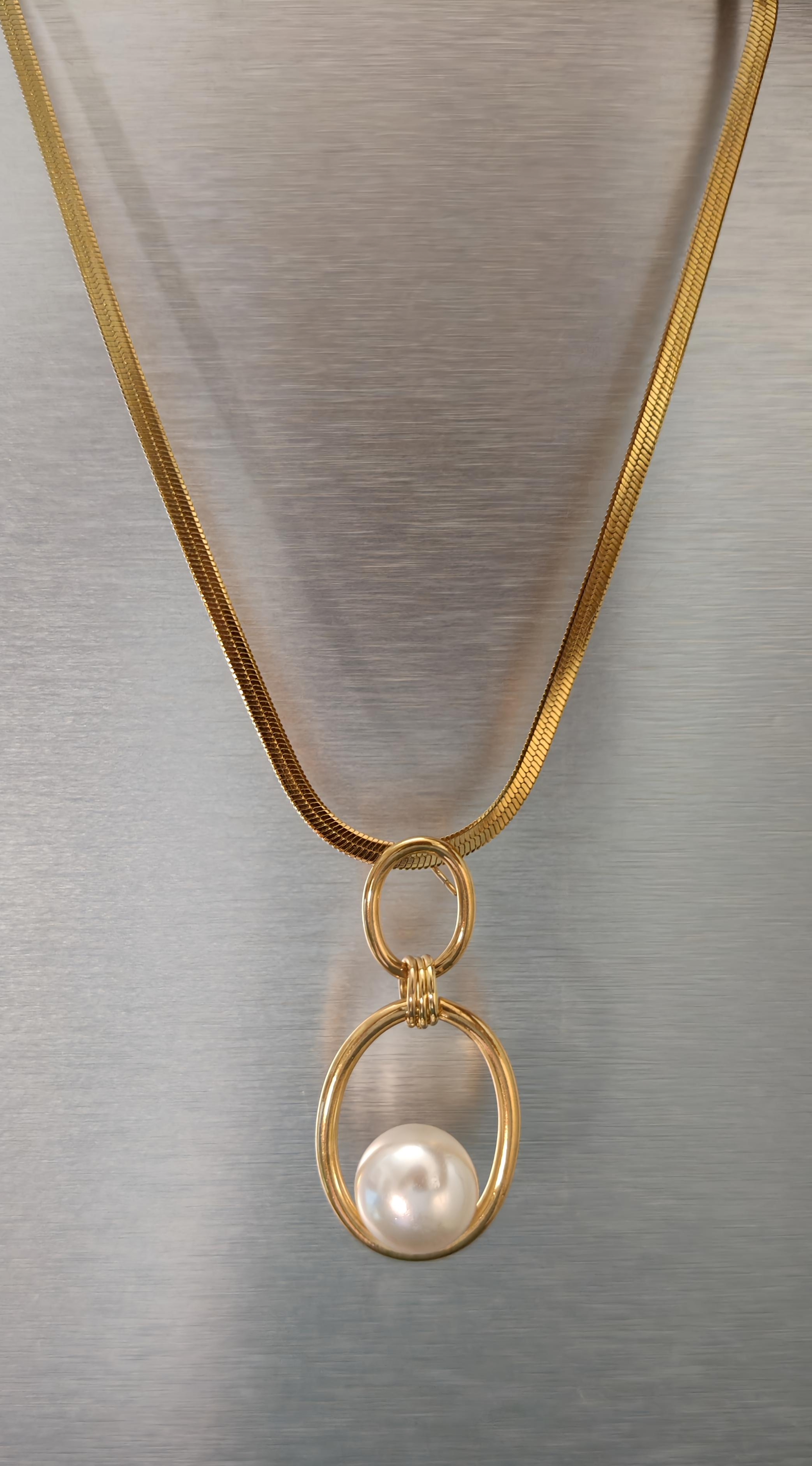 Gold Pearl Pendant-anti tarnish