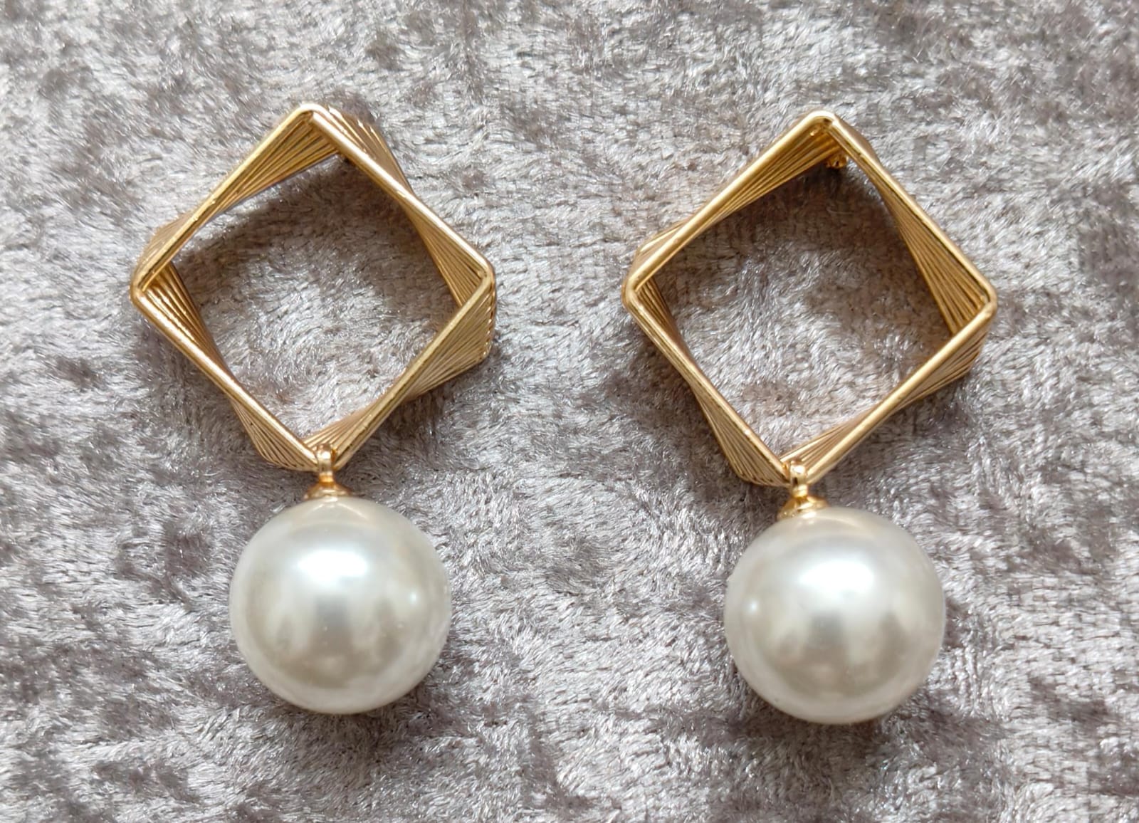 Geometric Pearl Drop Earrings