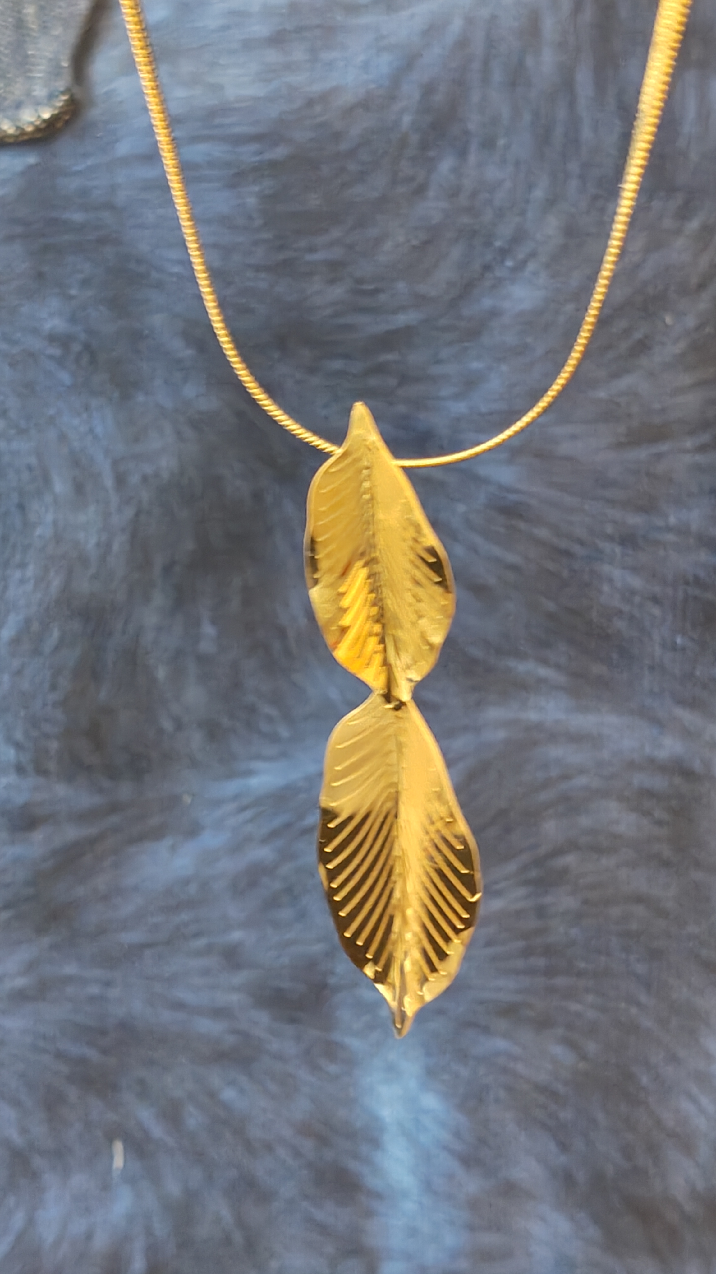 Gold Leaf Pendant-anti-tarnish