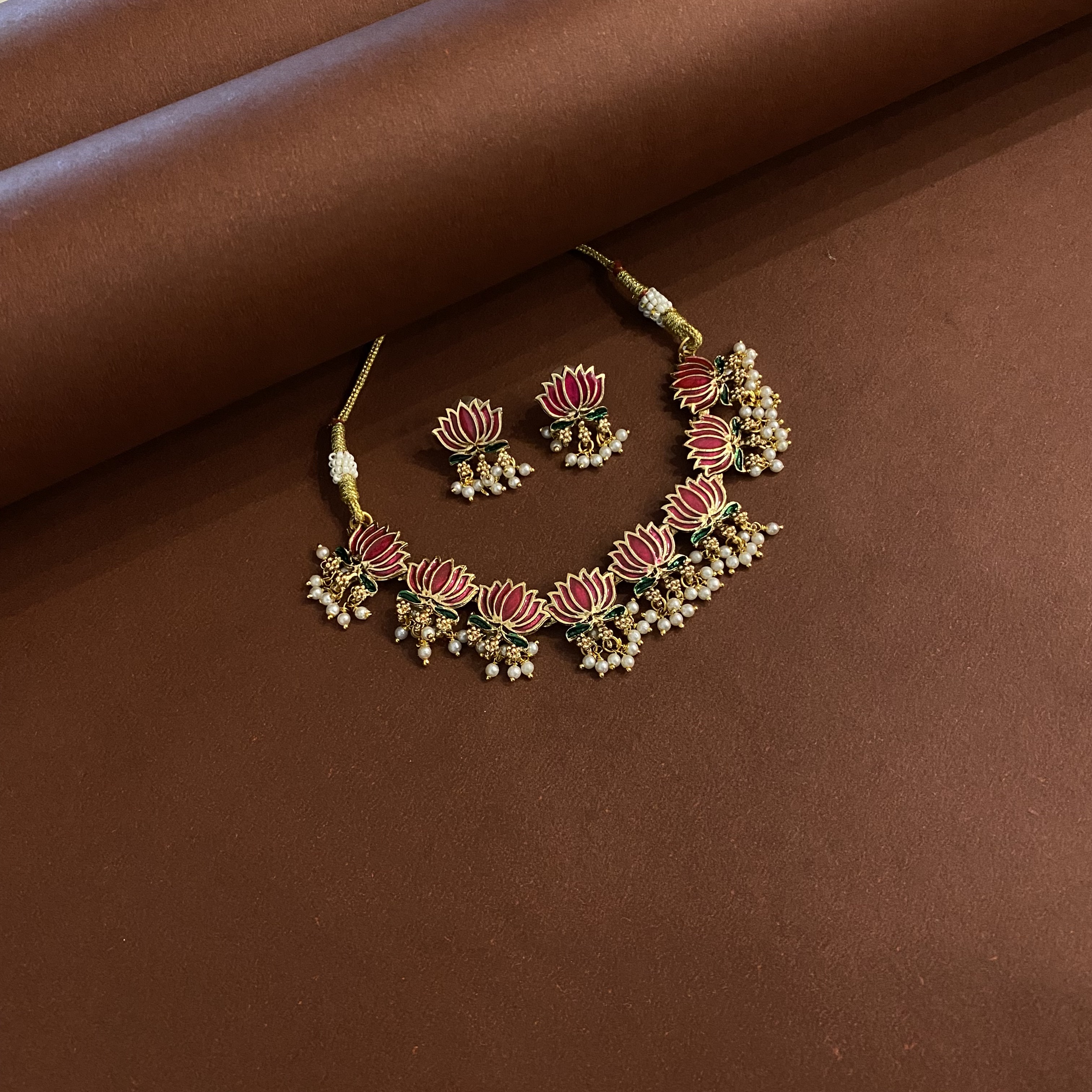 Lotus Pearl Necklace Set LTS001