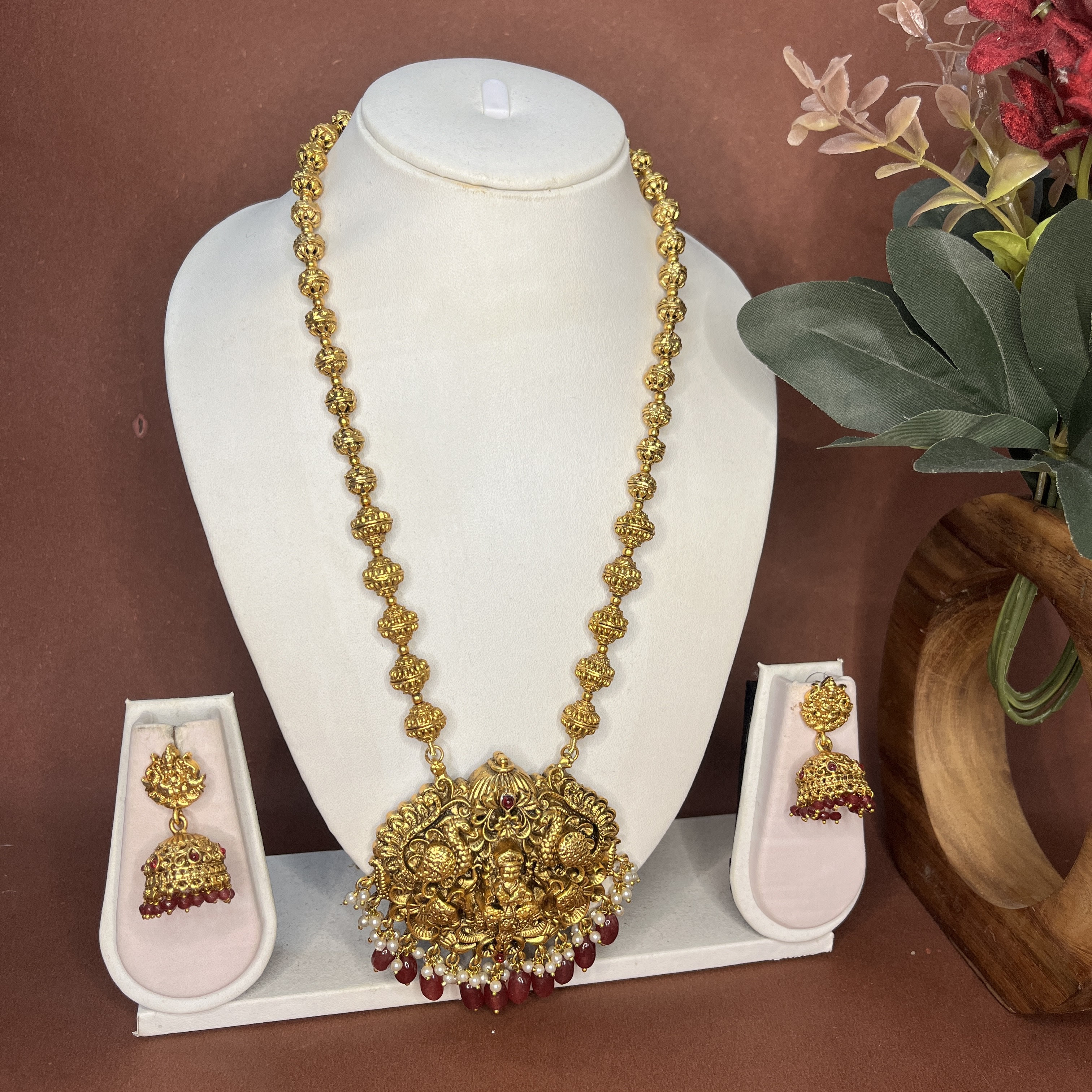 Red/ruby haaram Set HS090