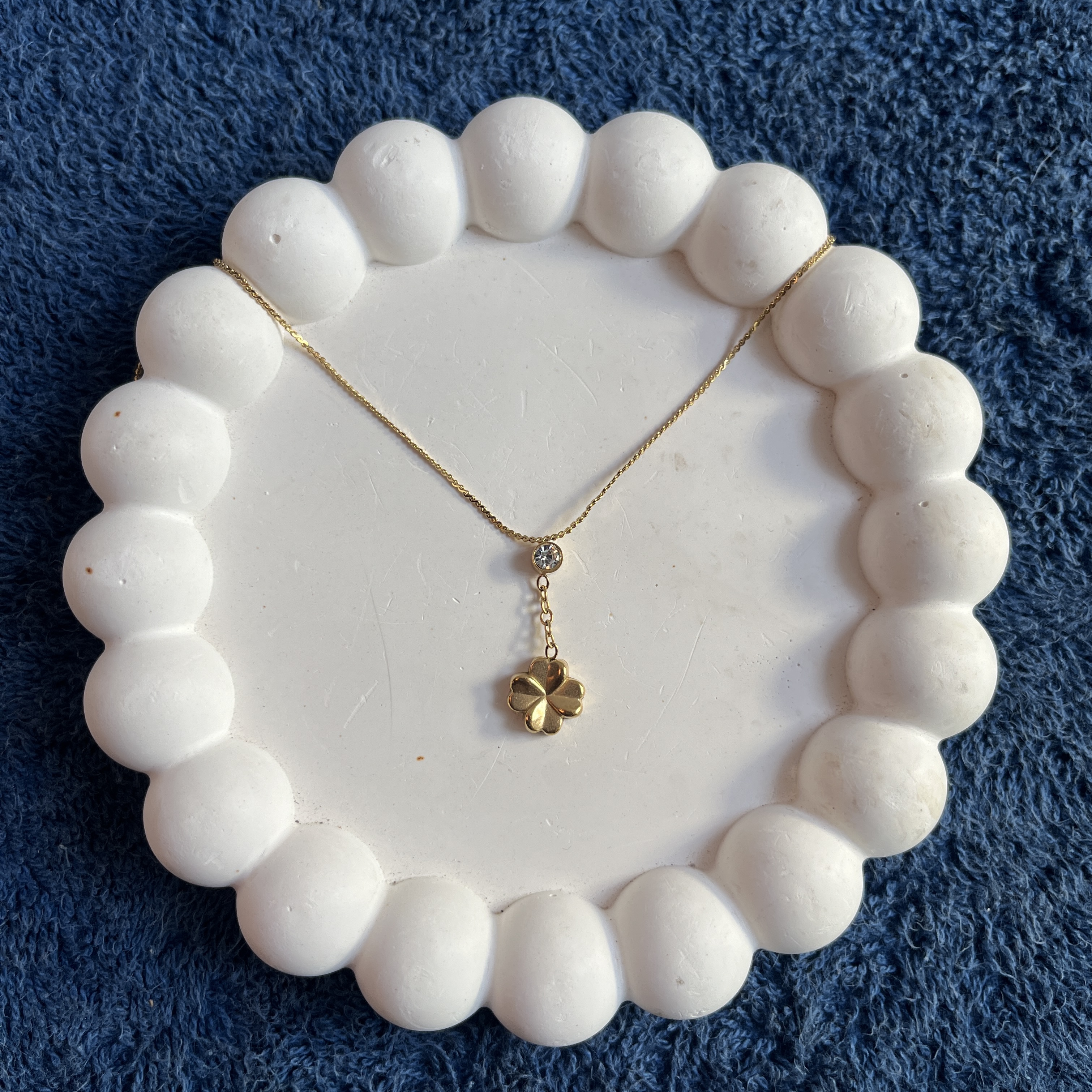 Gold flower Pendant Necklace