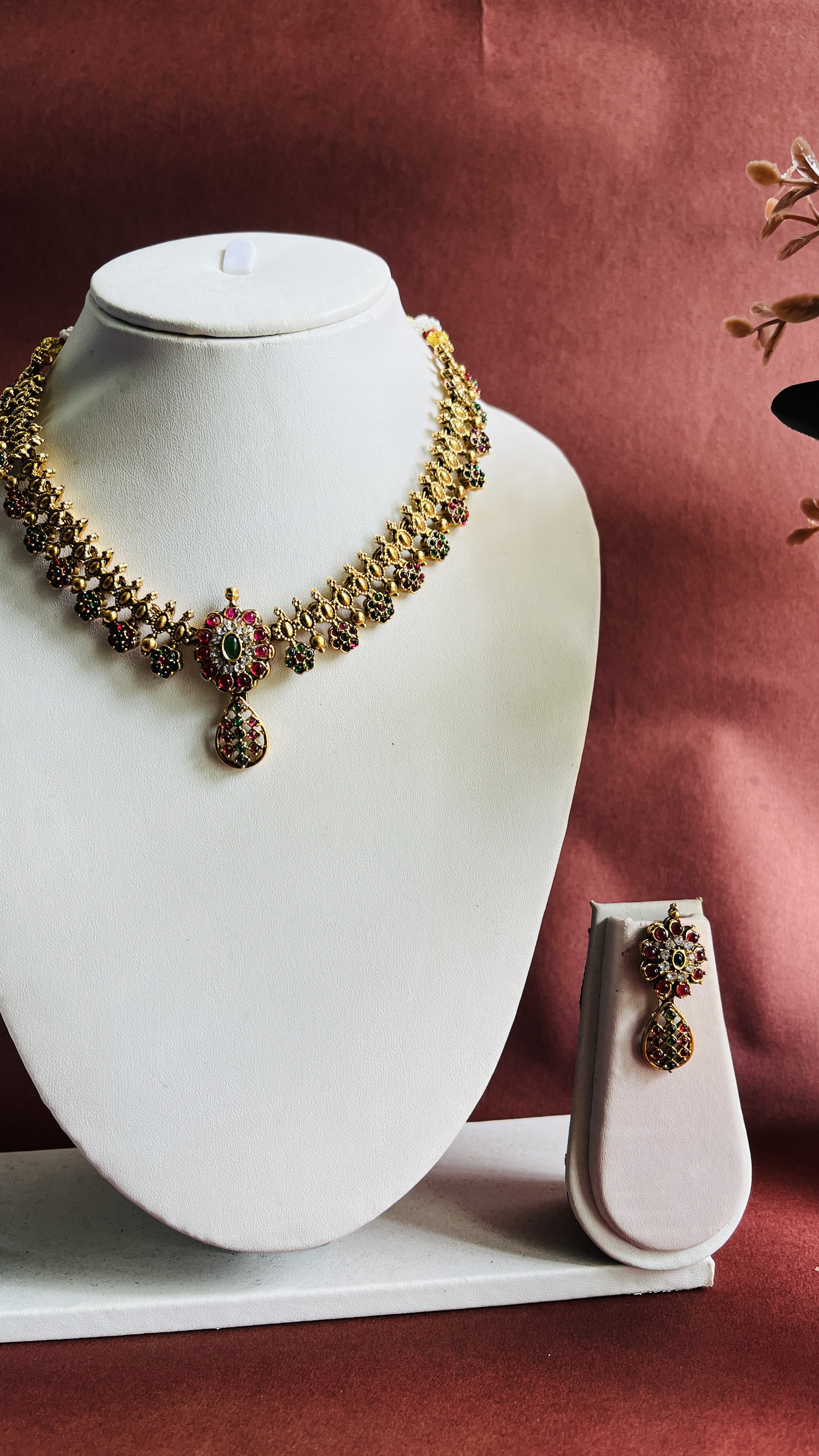 Traditional Gold-Plated Necklace Set