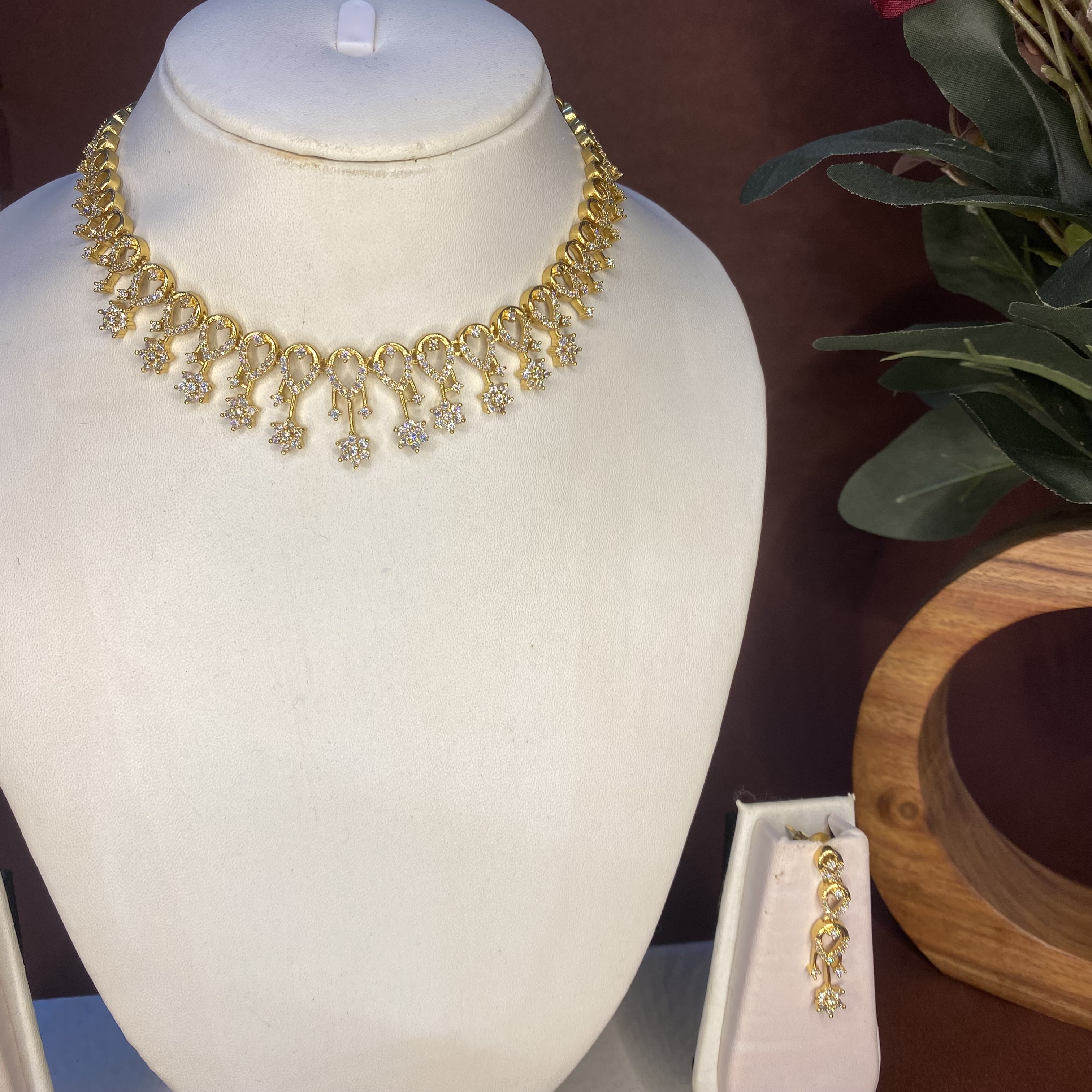  Diamond Necklace and Earring Set DLA001