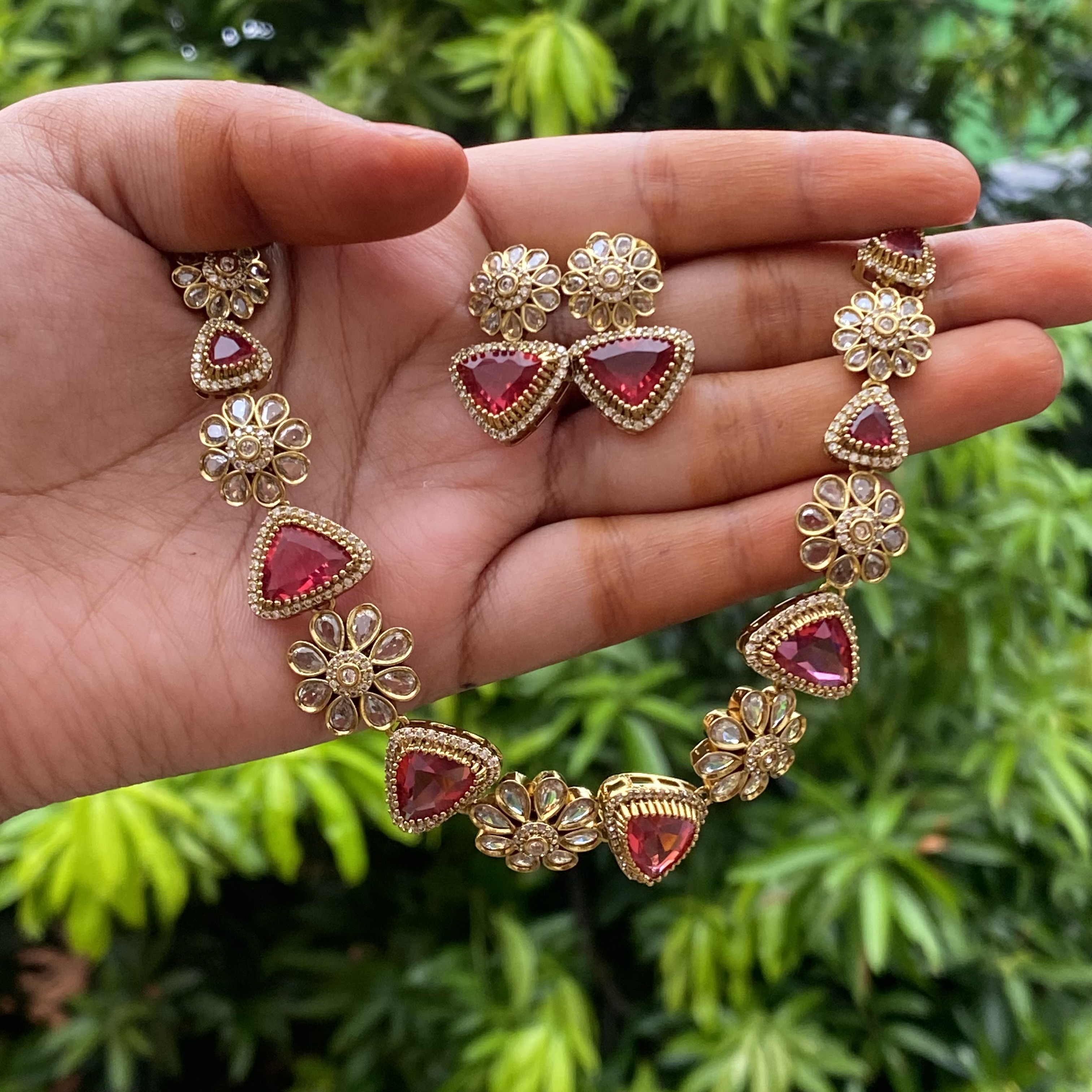 Elegant red stone necklace Set DLA014
