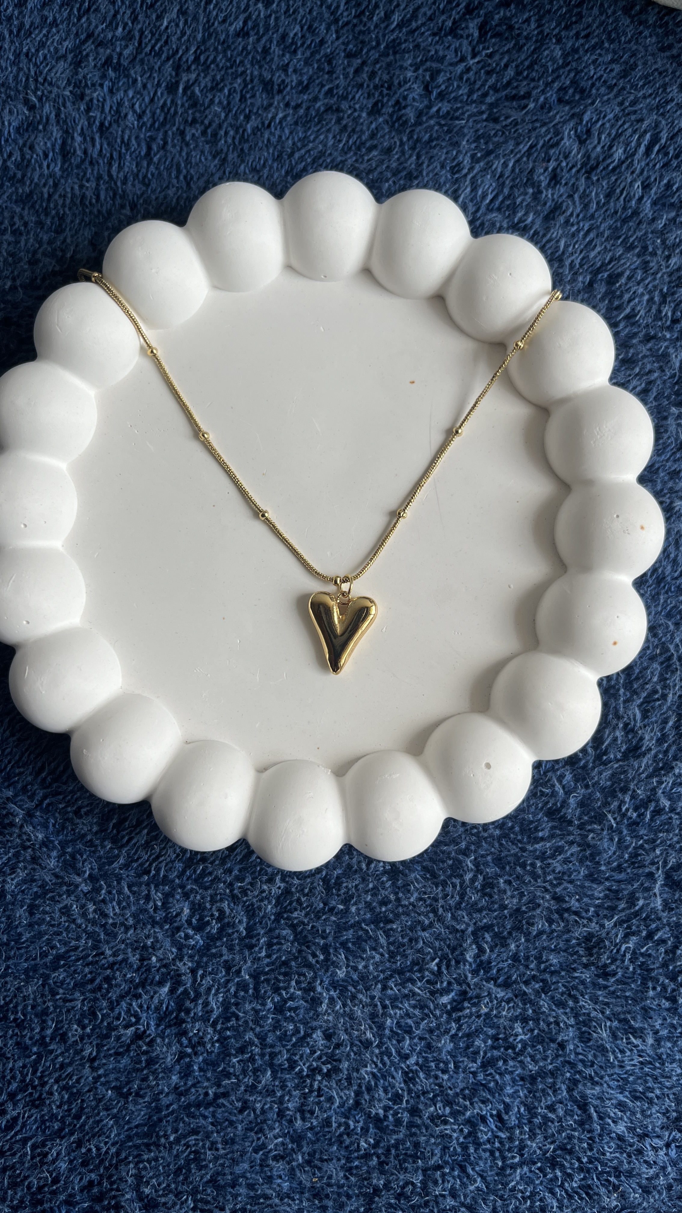 Gold Heart Pendant Necklace