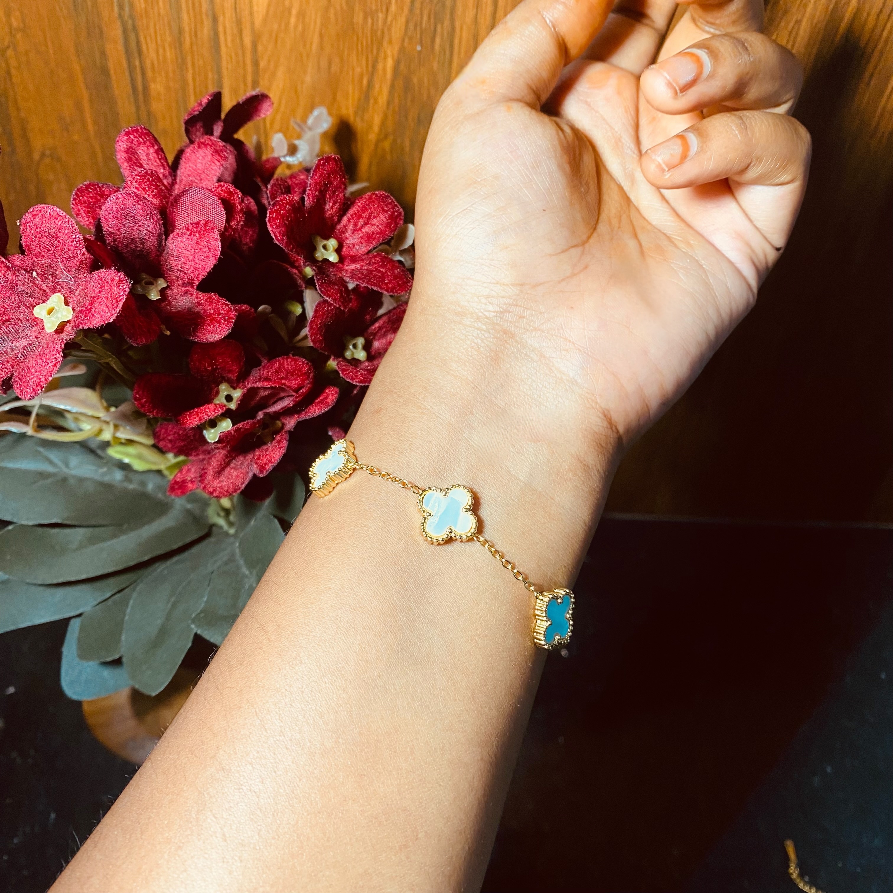 Vancleef white bracelet ATB007