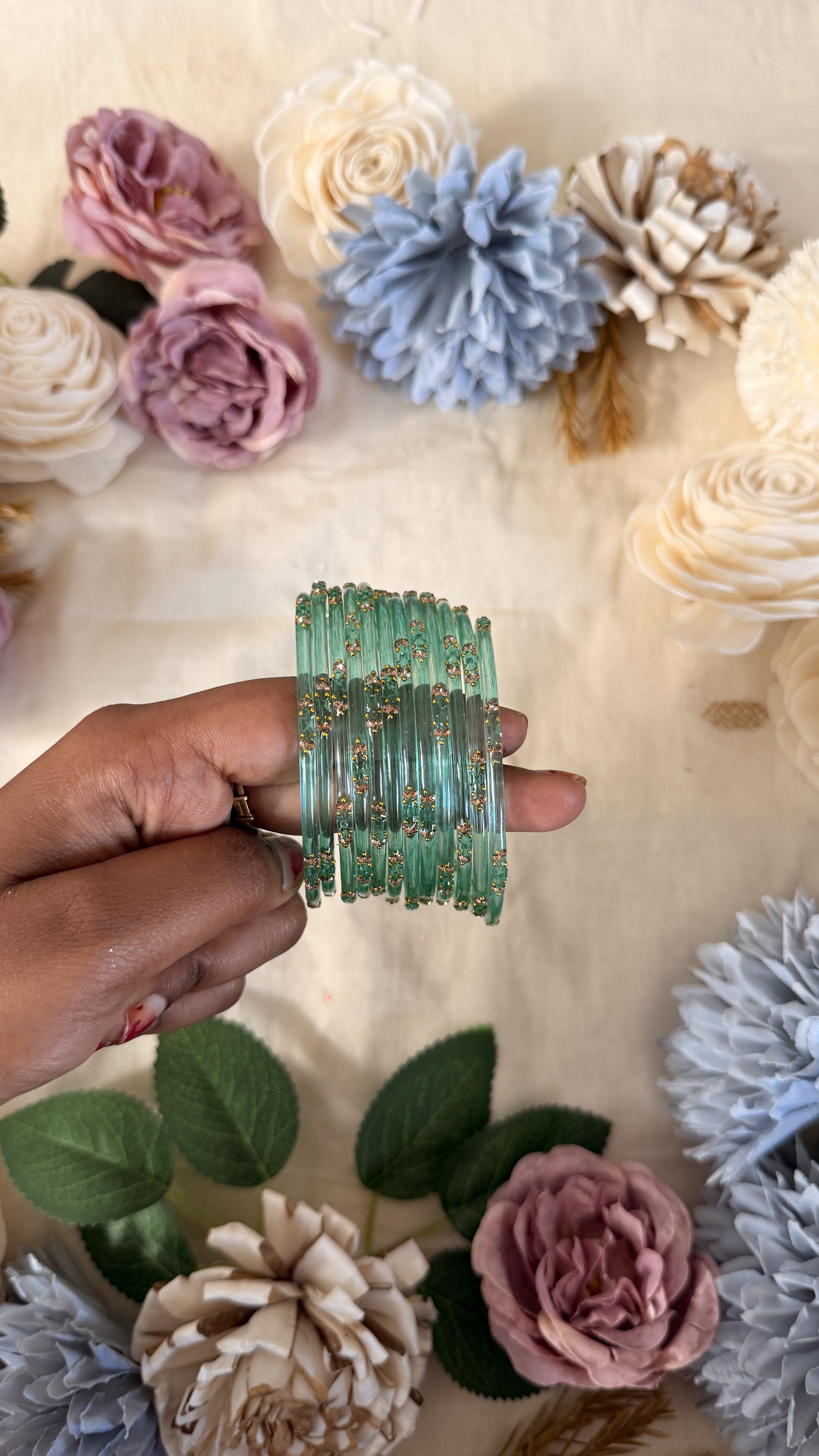 Mint green rect glass bangles GB004