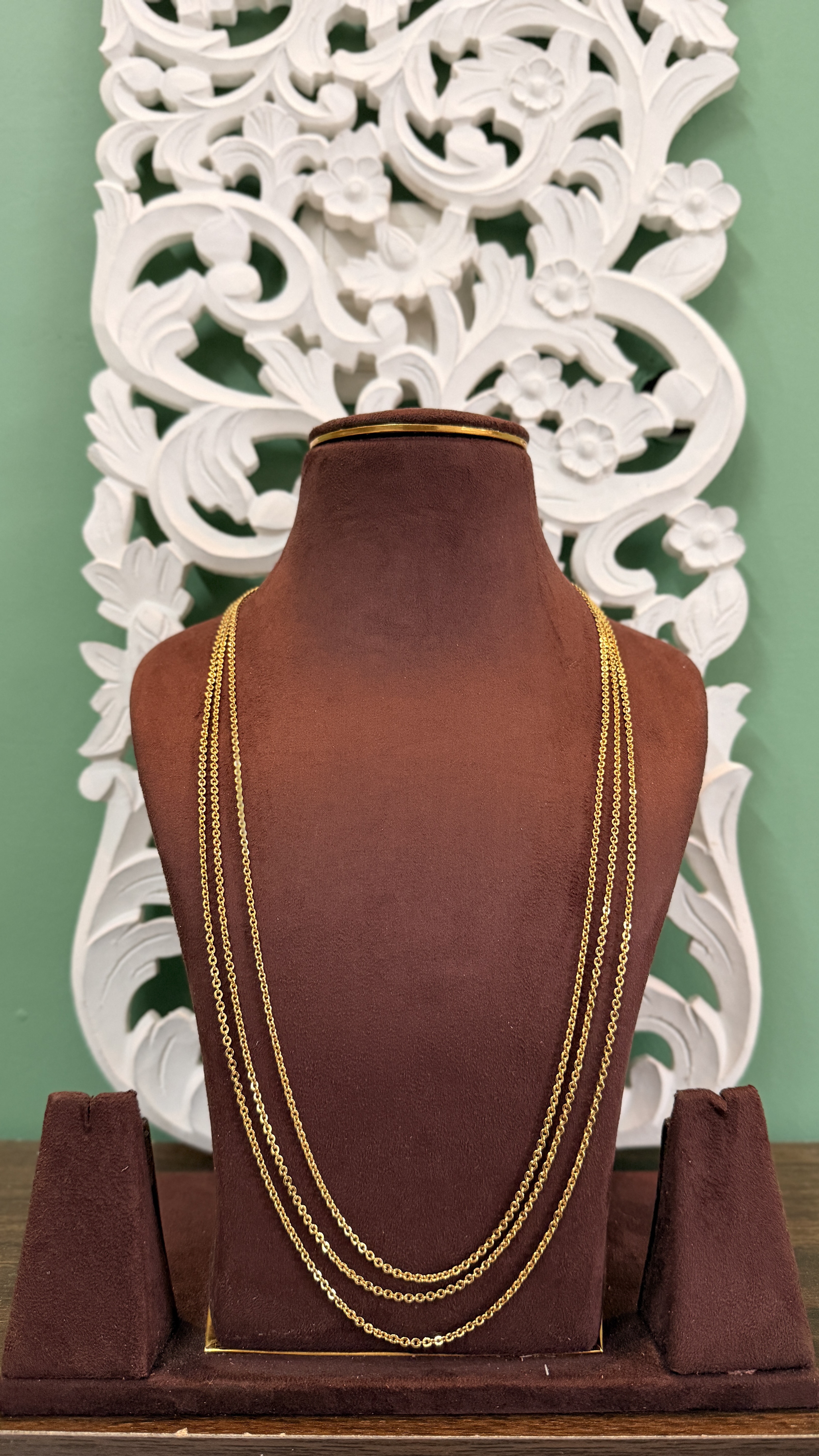 Three layering chain HS57