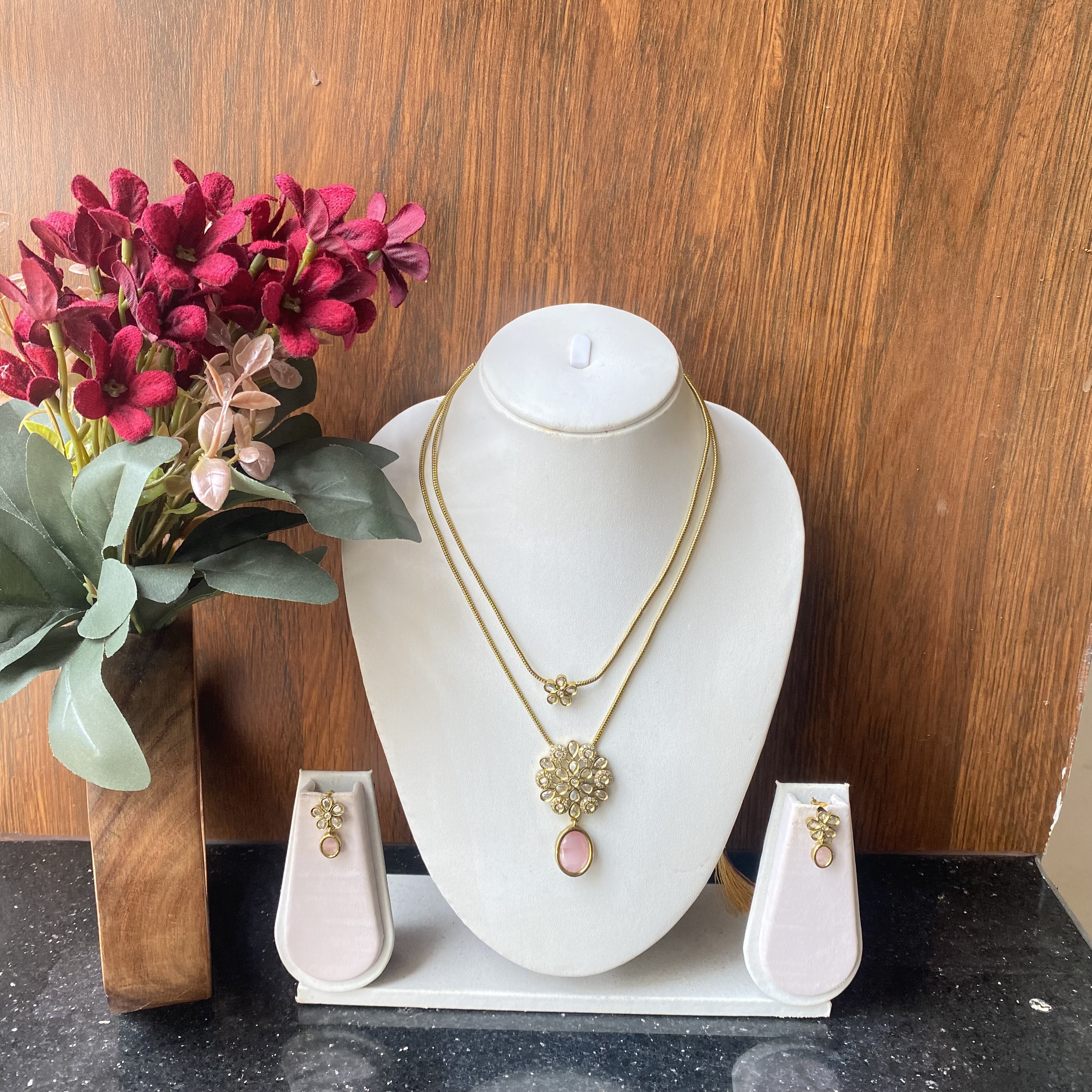 Double layer Pink necklace