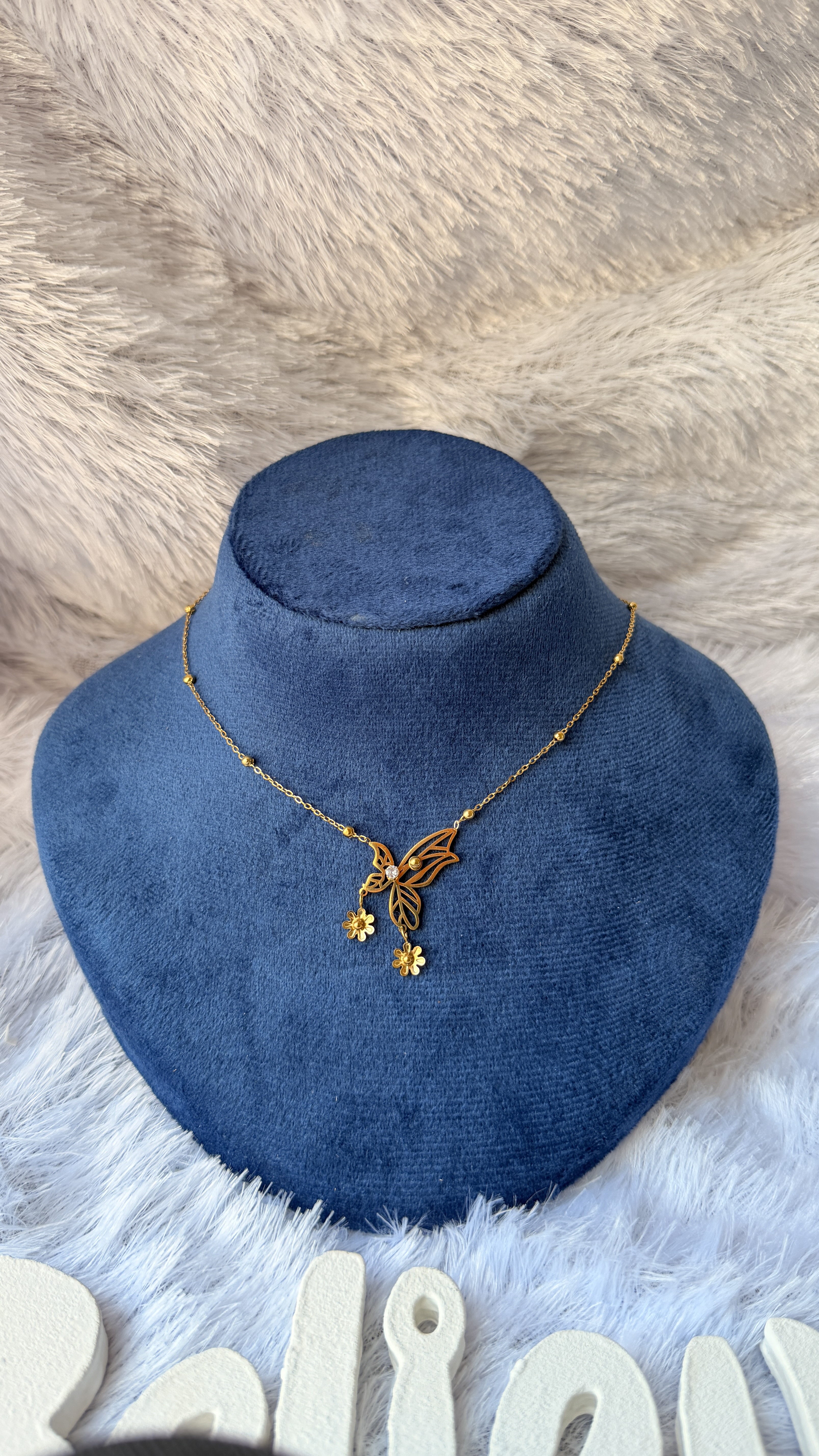 Butterfly pendant AT445