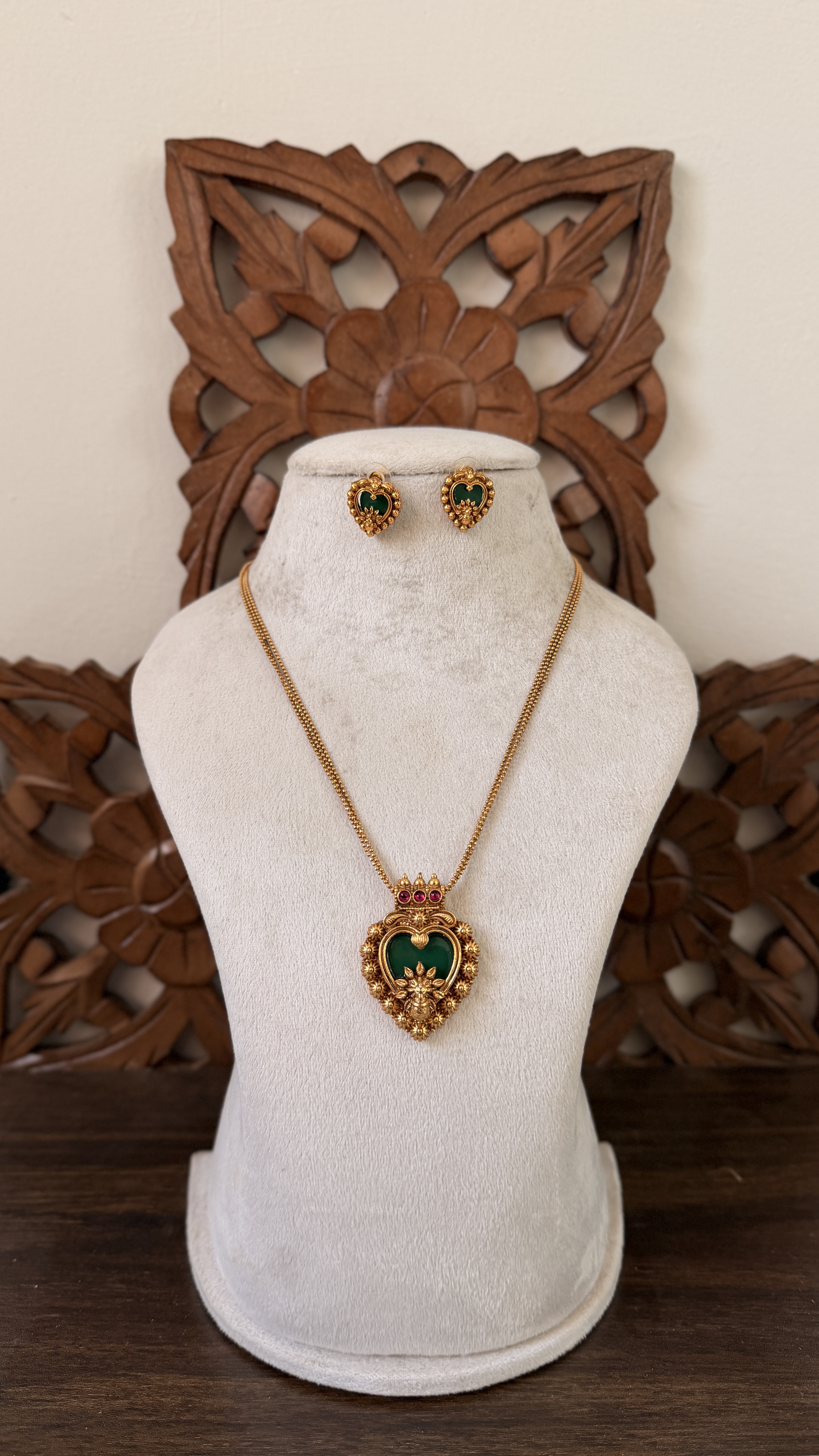 Traditional Heart pendant chain TNS64
