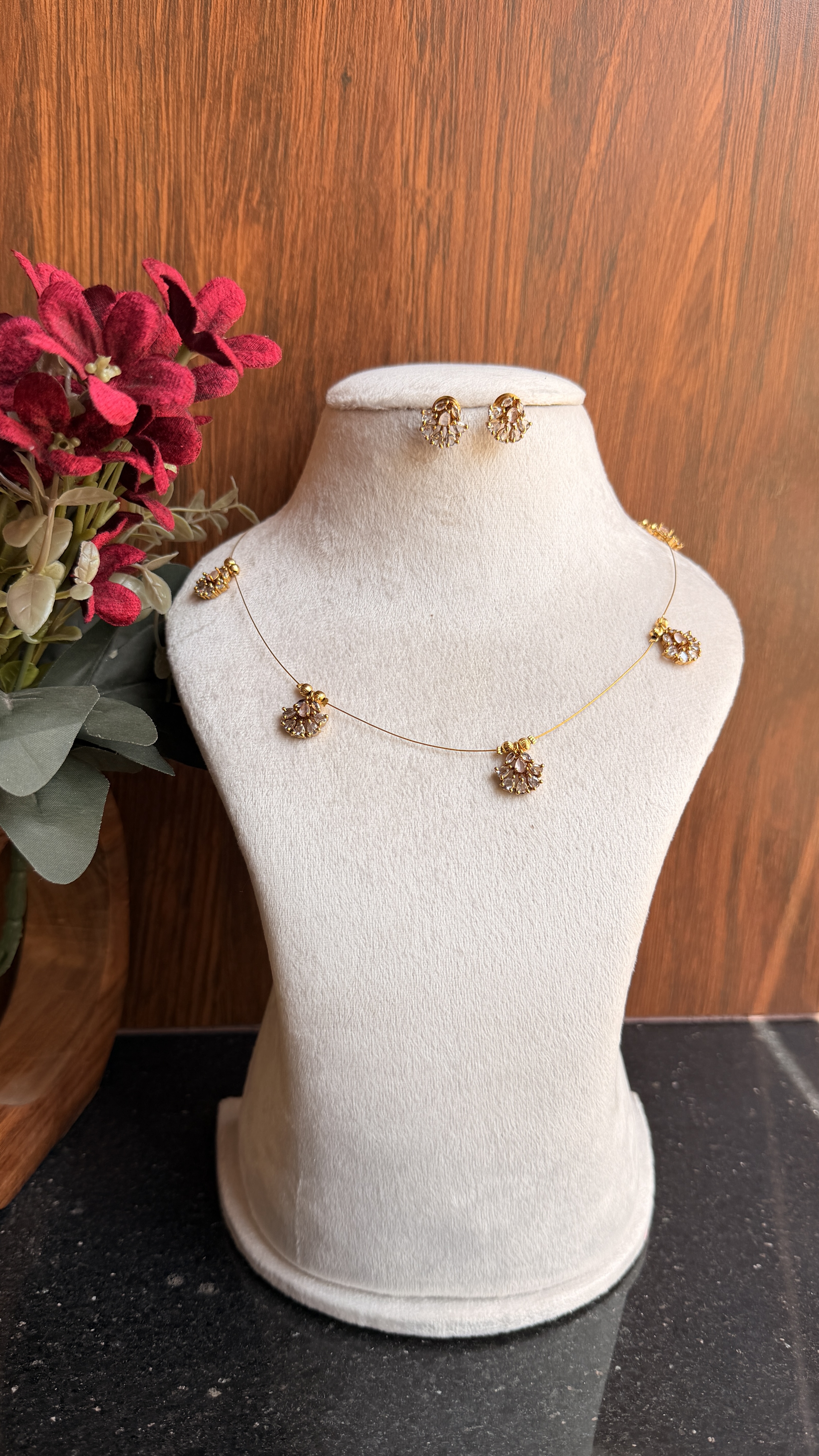 Mauve pink 5 charm invisible chain IC652