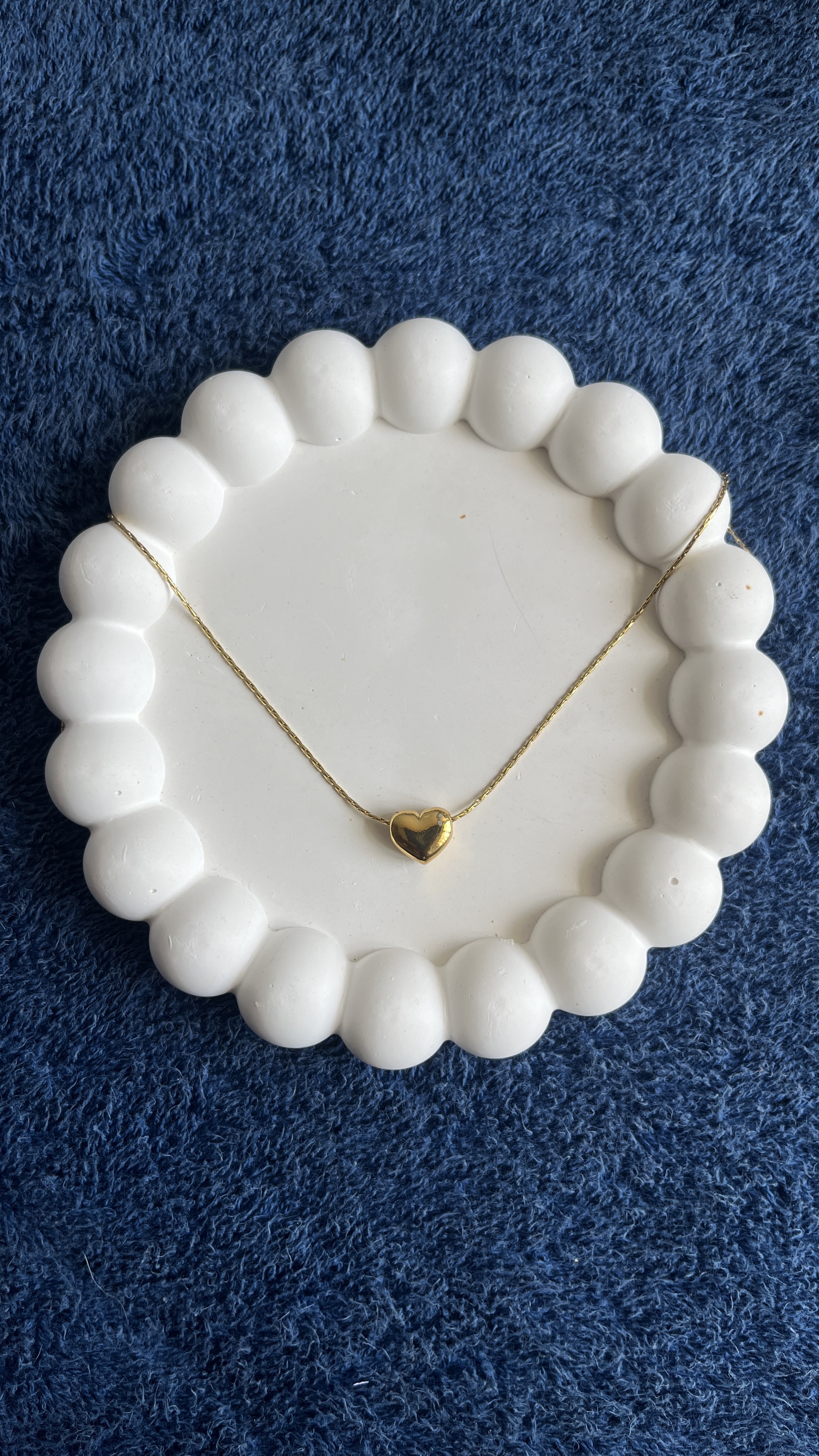 Medium Gold Heart Pendant Necklace