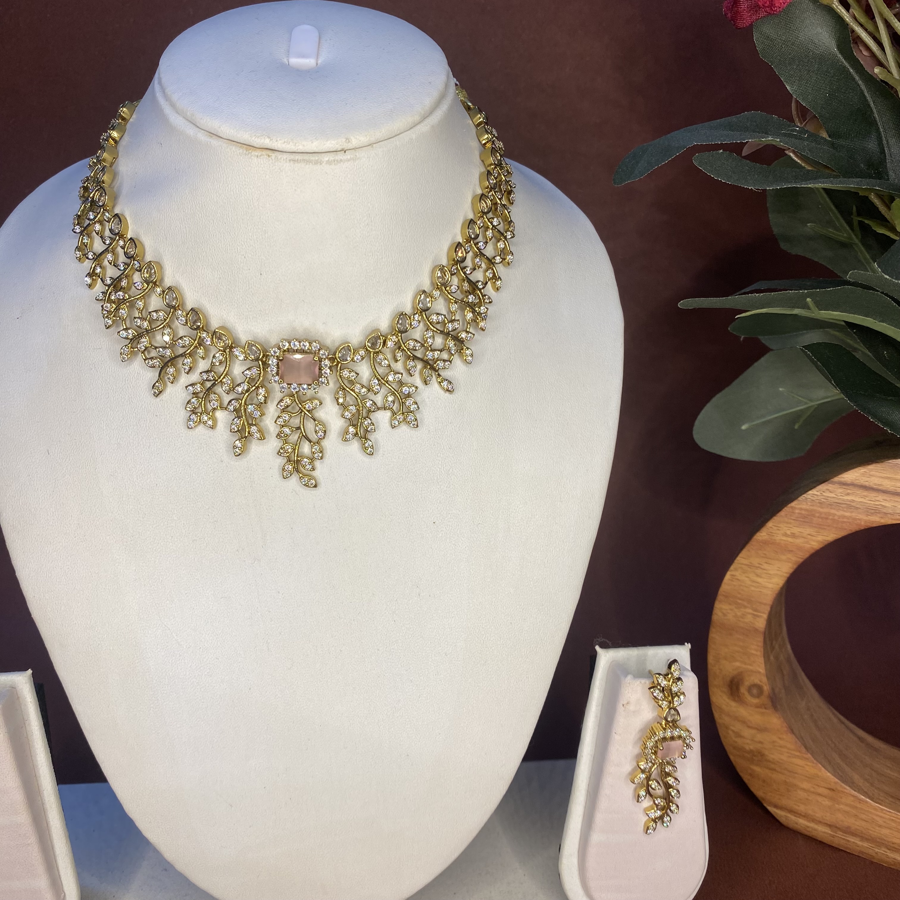 Pink stone vines necklace DLA023