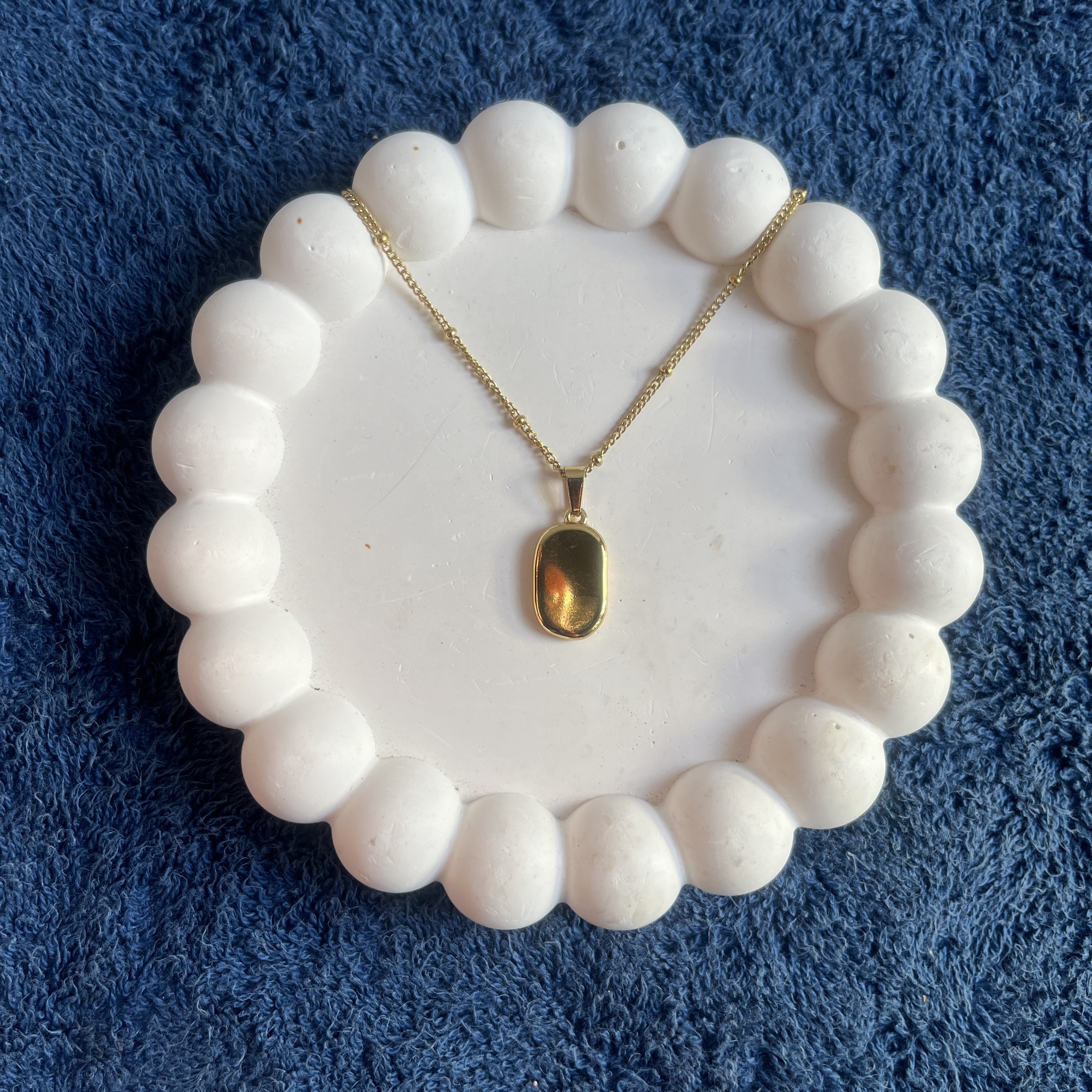 Gold rectangle Pendant Necklace