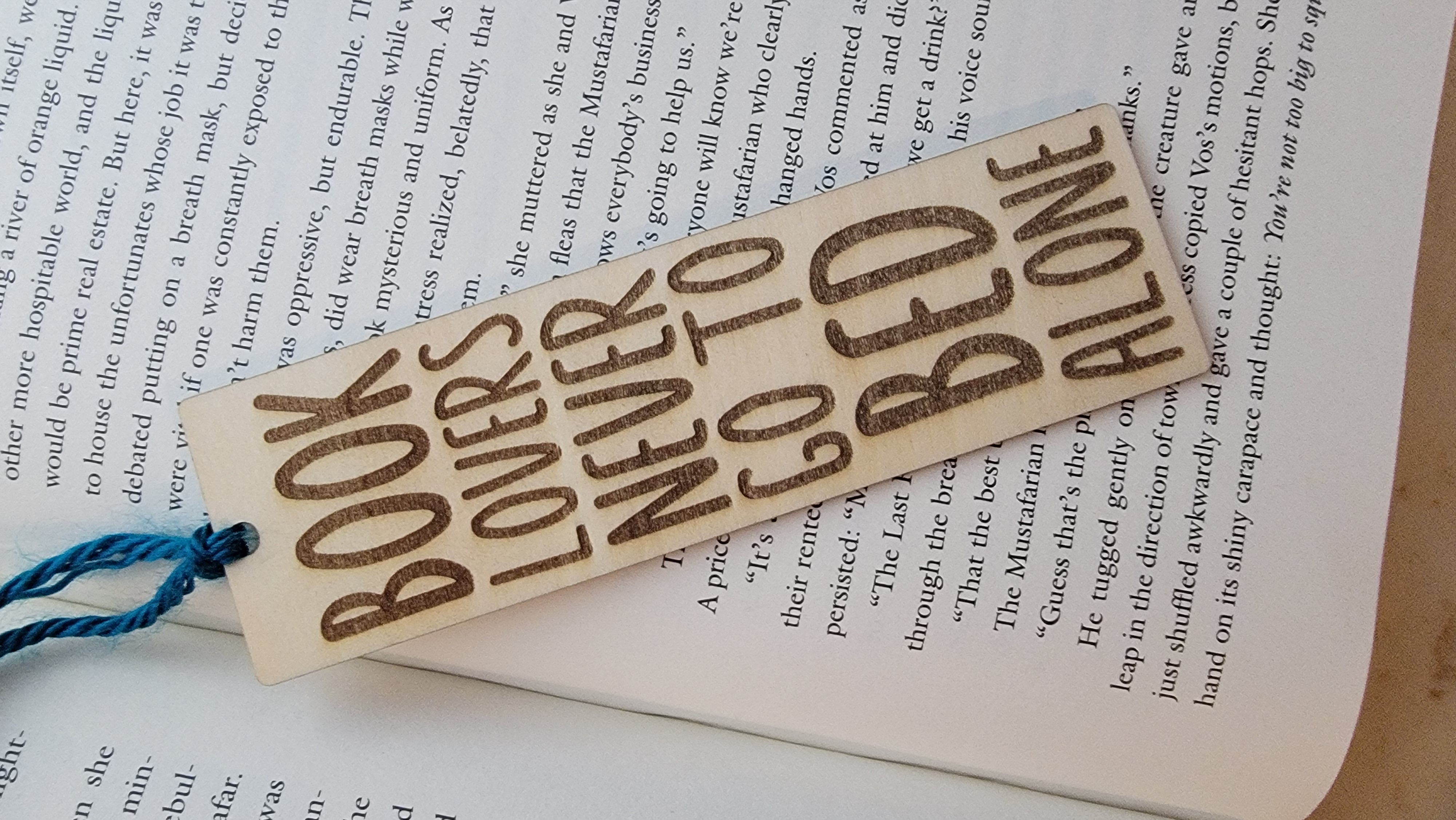 Wooden Book Lovers Bookmark - Never Alone