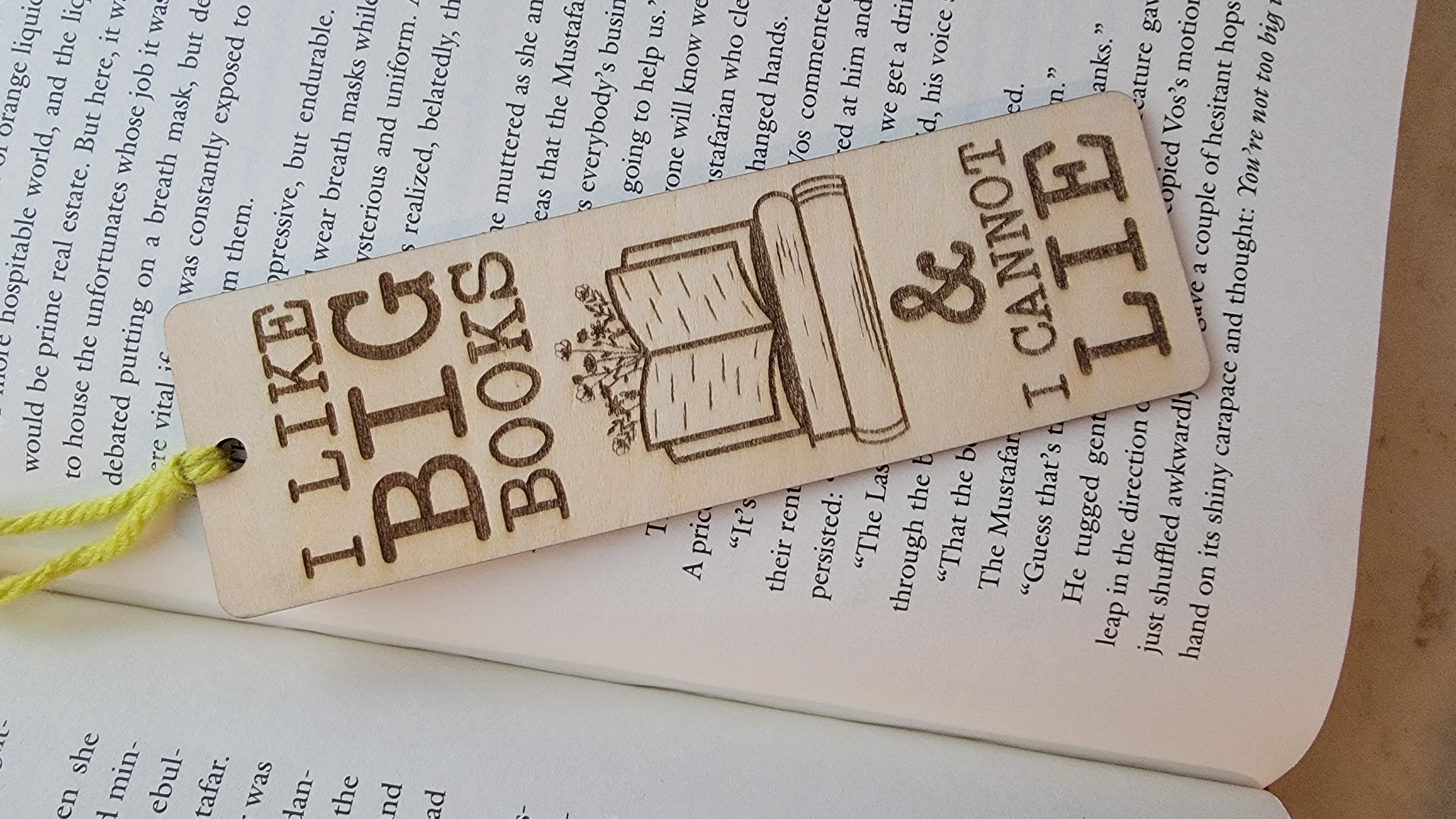 Wooden Book Lovers Bookmark - Big Books