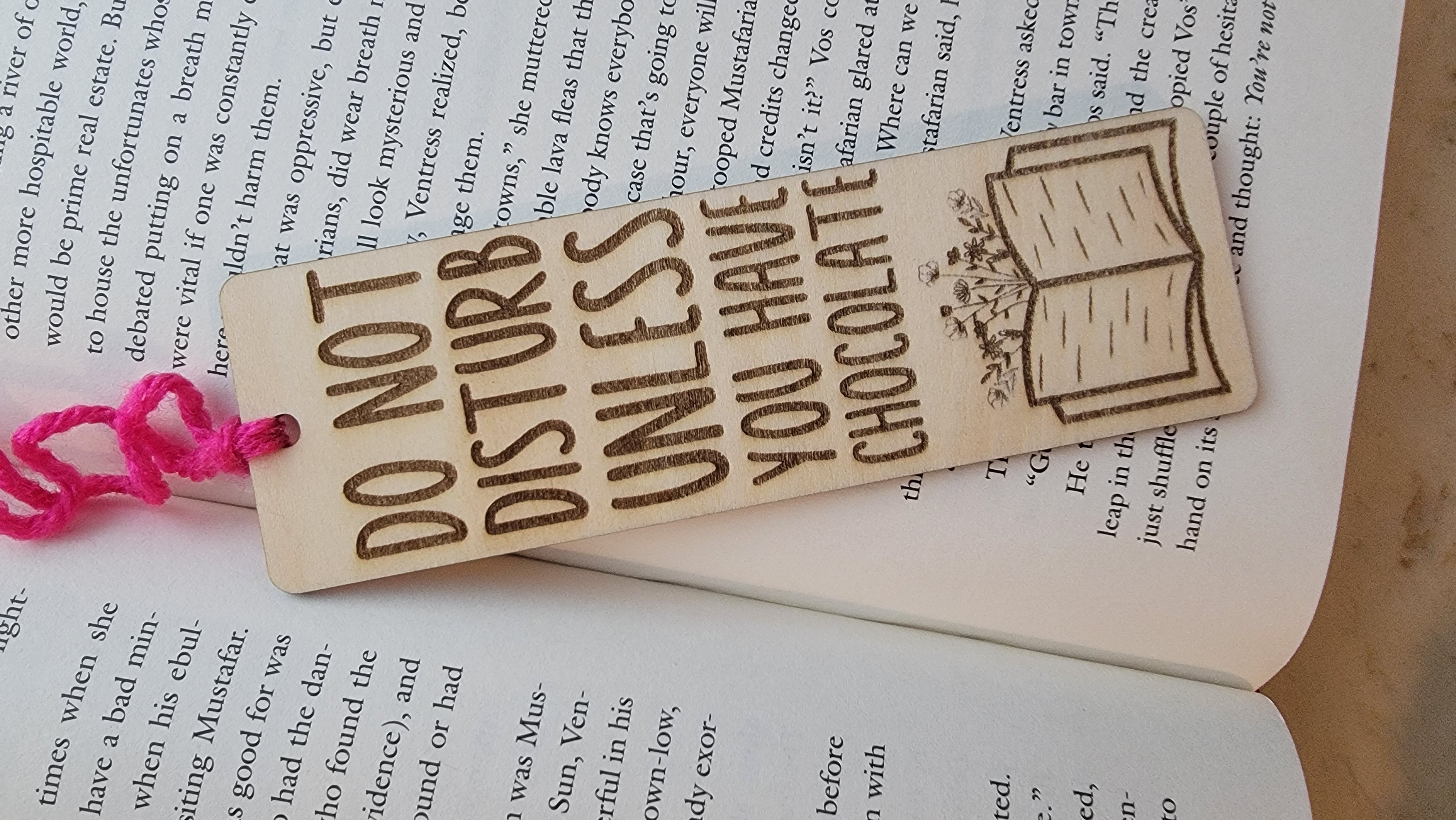 Wooden Book Lovers Bookmark - Chocolate