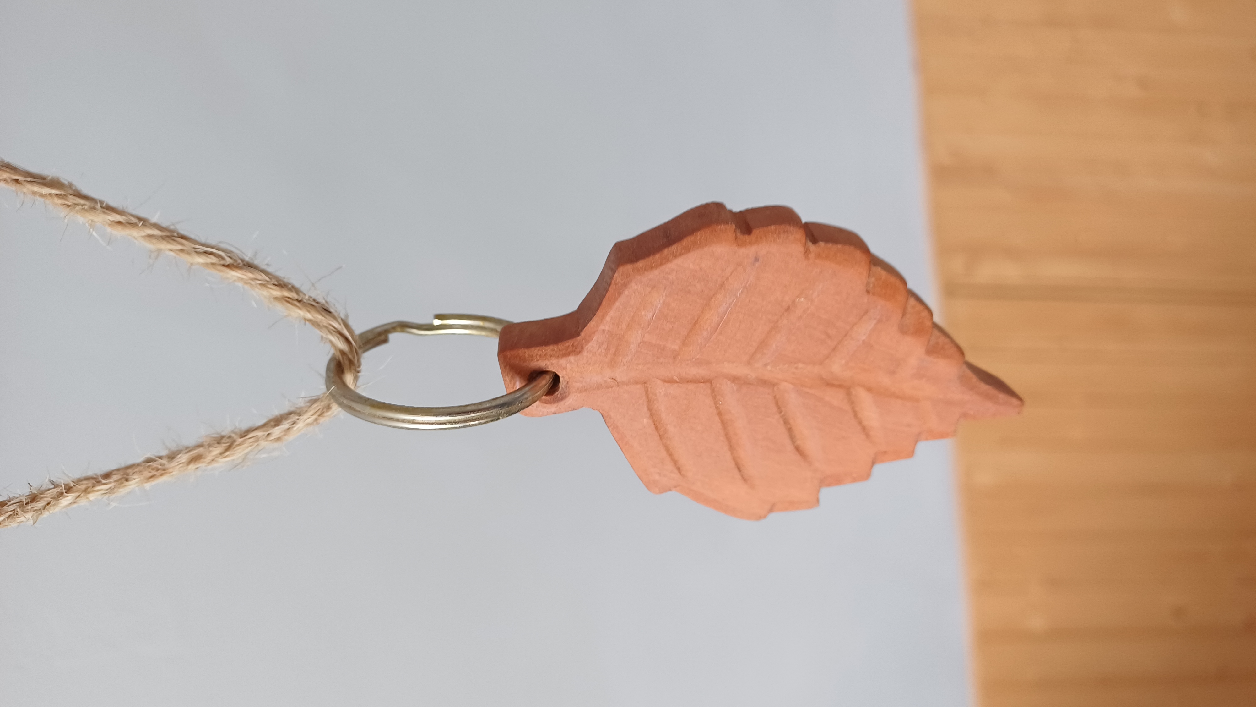 Houten sleutelhanger Boomblad