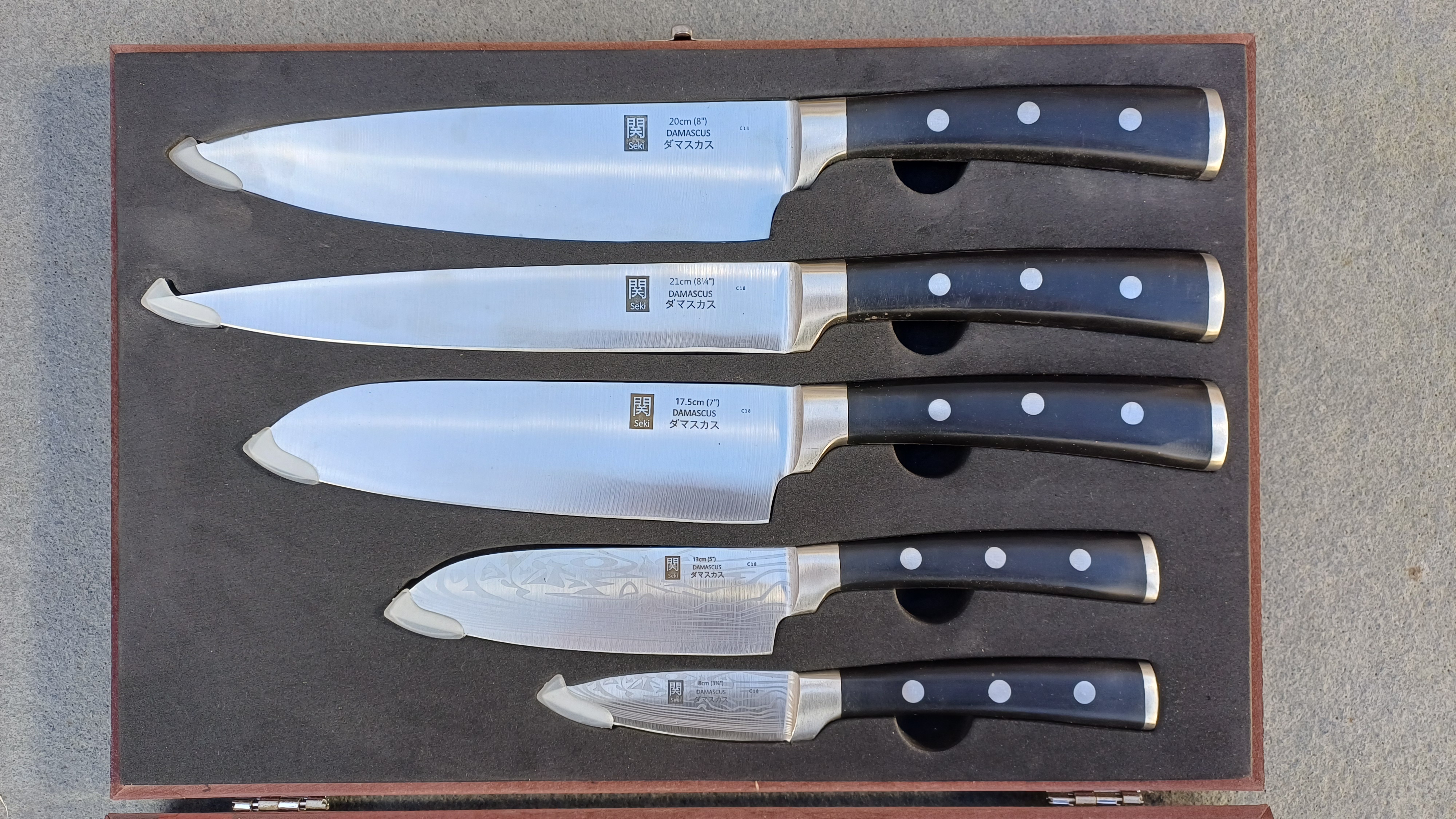 5-delige SEKI Japan damascus messenset