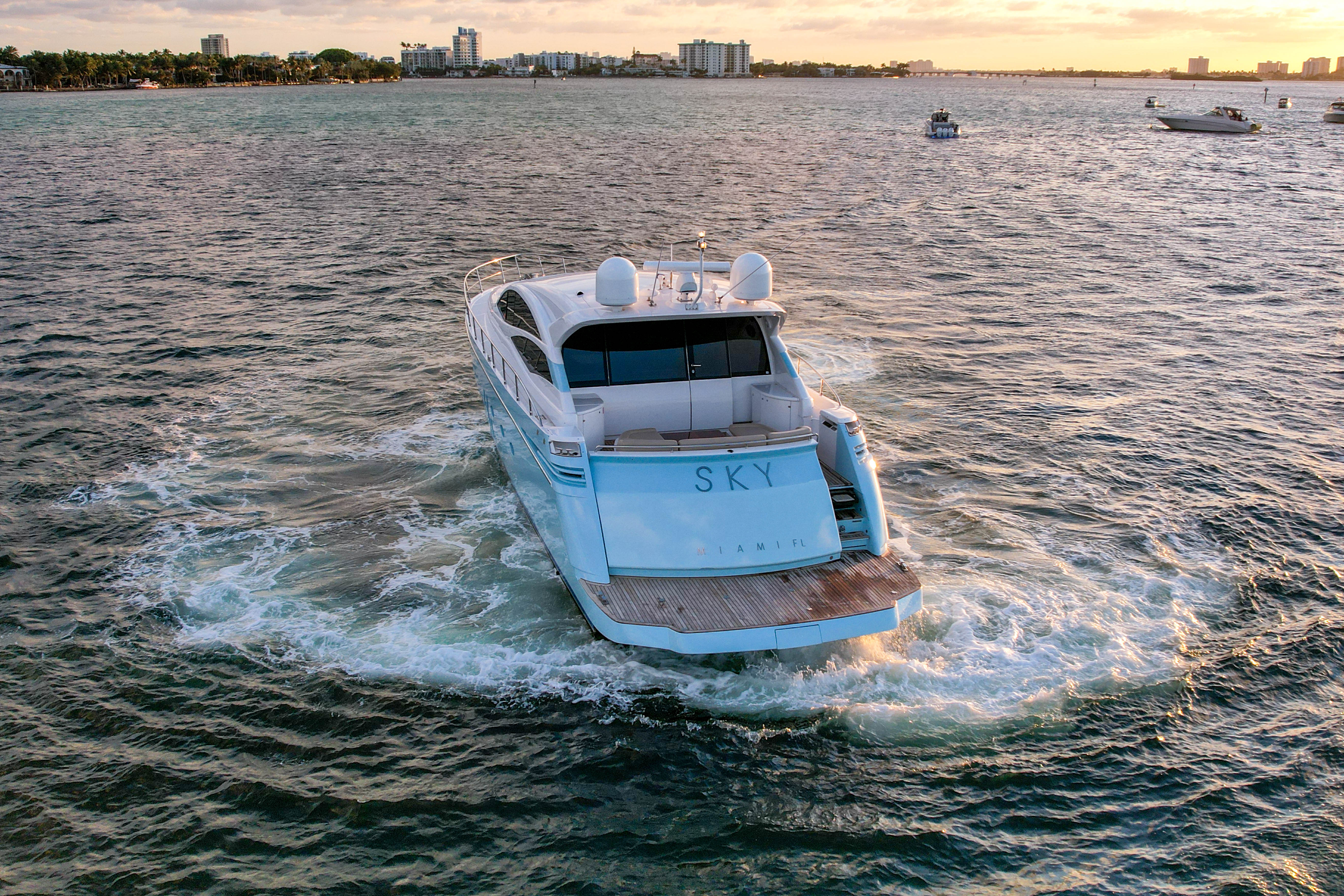 Luxury Motor Yacht SKY