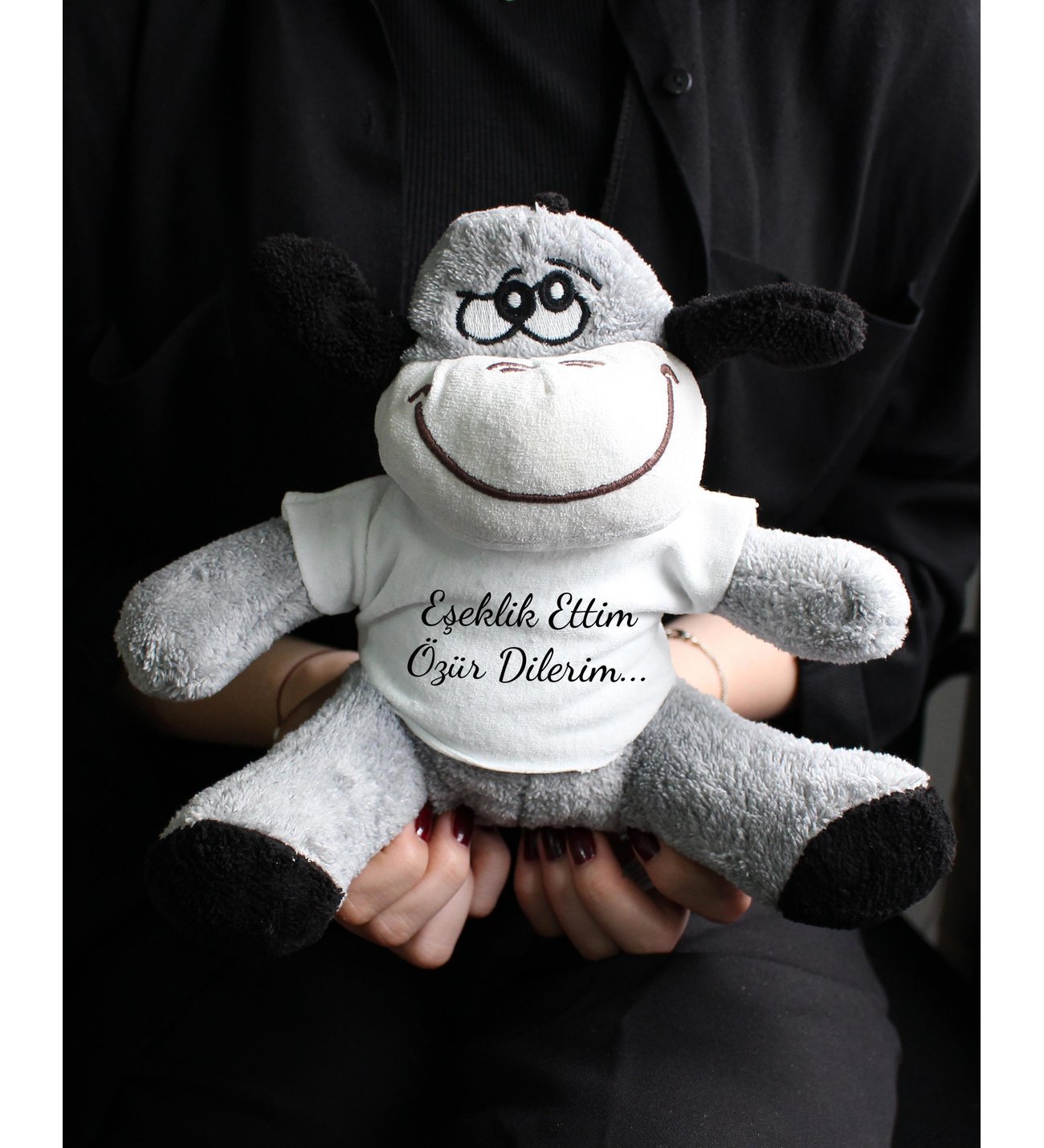 Eşeklik Ettim Özür Dilerim Baskılı Tişörtlü Peluş Eşek 22cm - Özür Hediyesi Oyuncak