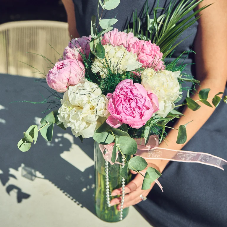 Vazoda Pembe Beyaz Şakayık