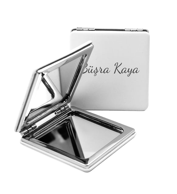 Kişiye Özel Beyaz Çelik Termos & Özel Tasarım Defter & Touch Pen Kalem & Kişiye Özel Cep Aynası & Kişiye Özel Kupa