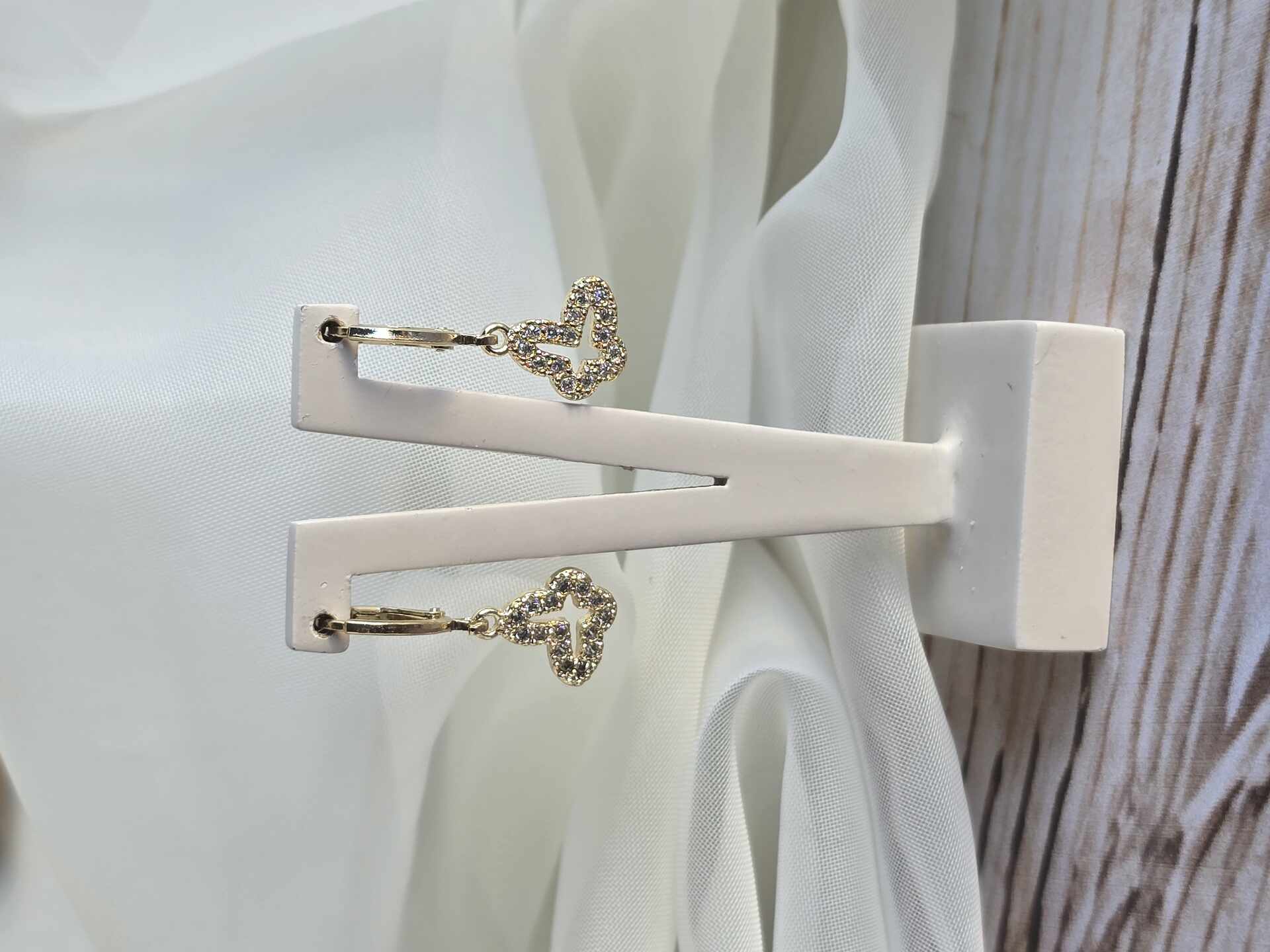 BRI3512G - Brinco Ouro Semijoia