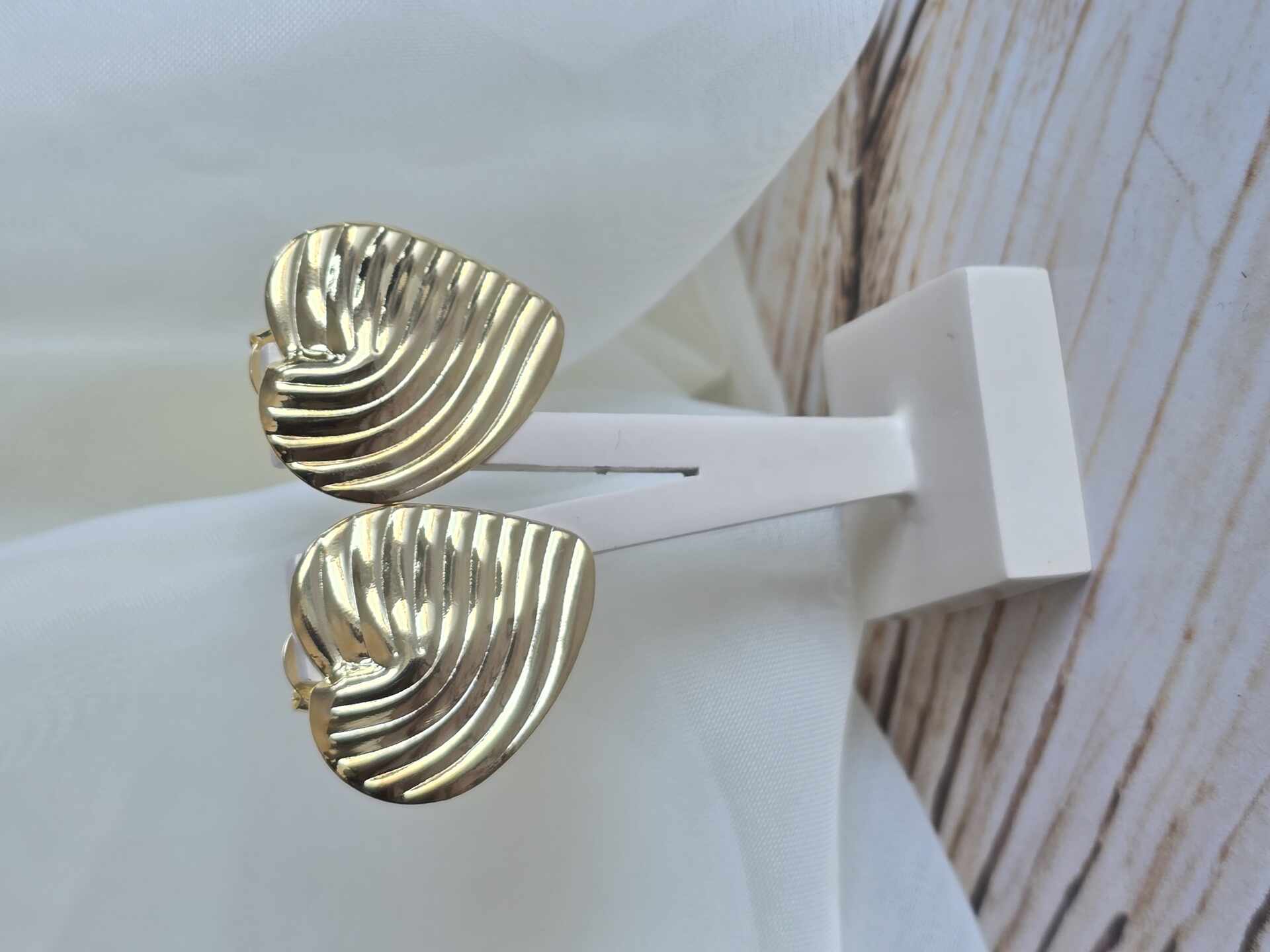 BRI3404G - Brinco Ouro Semijoia