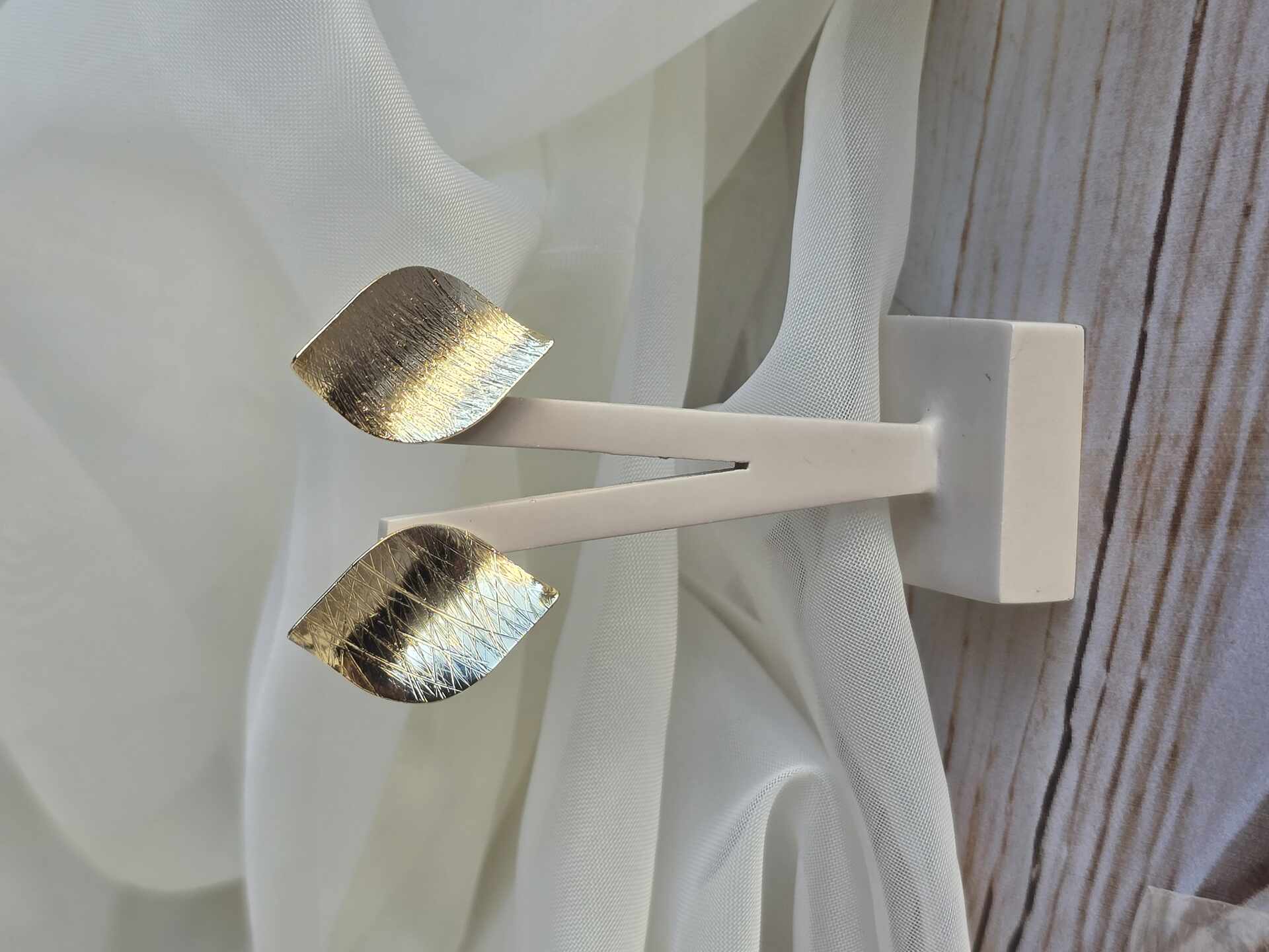 BRI3437G - Brinco Ouro Semijoia