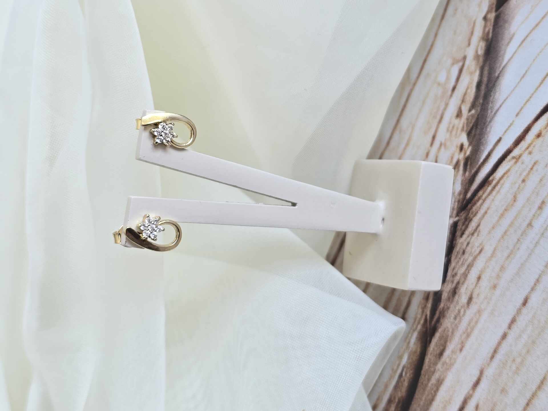 BRI3475G - Brinco Ouro Semijoia