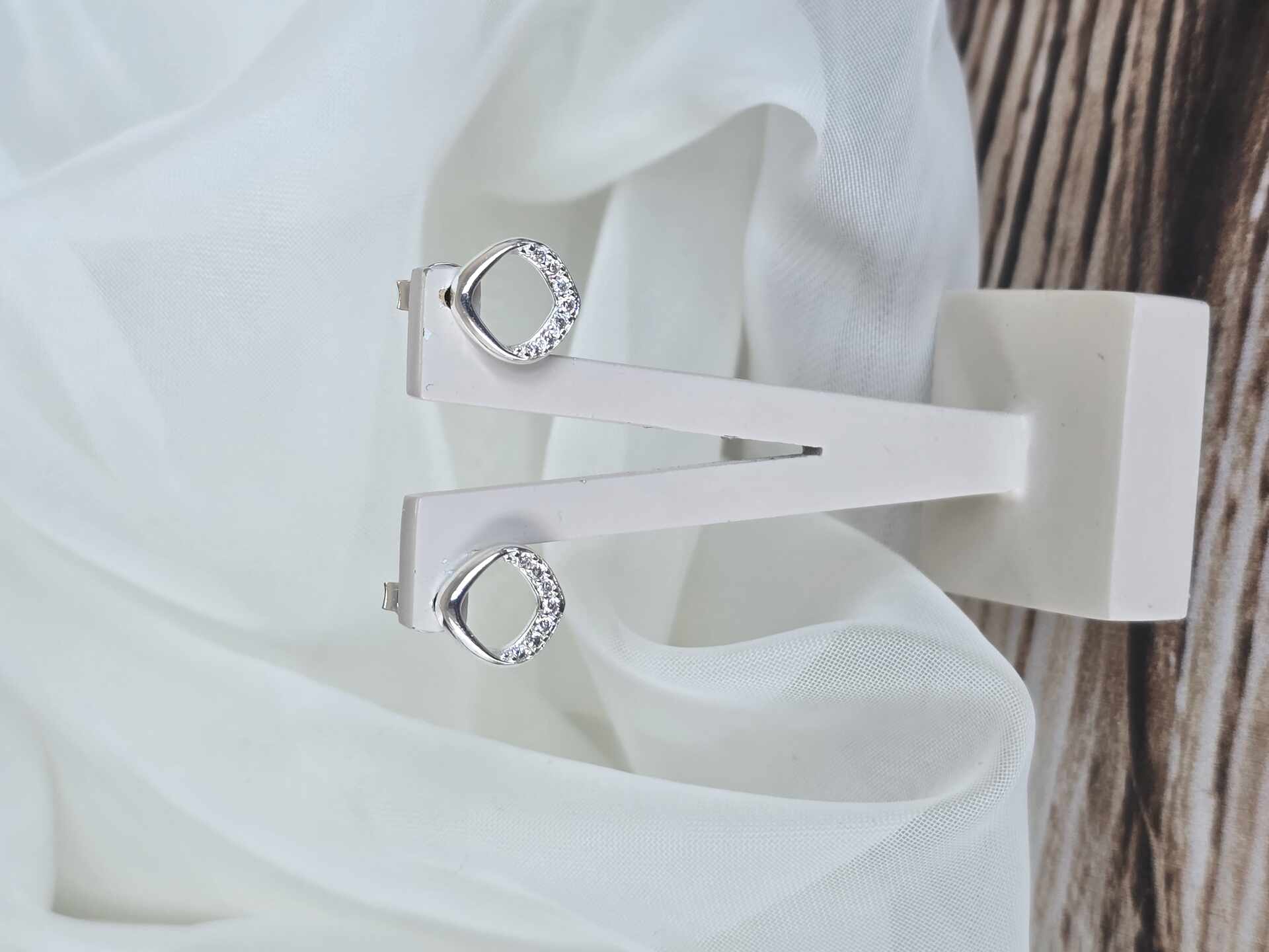 BRI3536S - Brinco Prata Semijoia