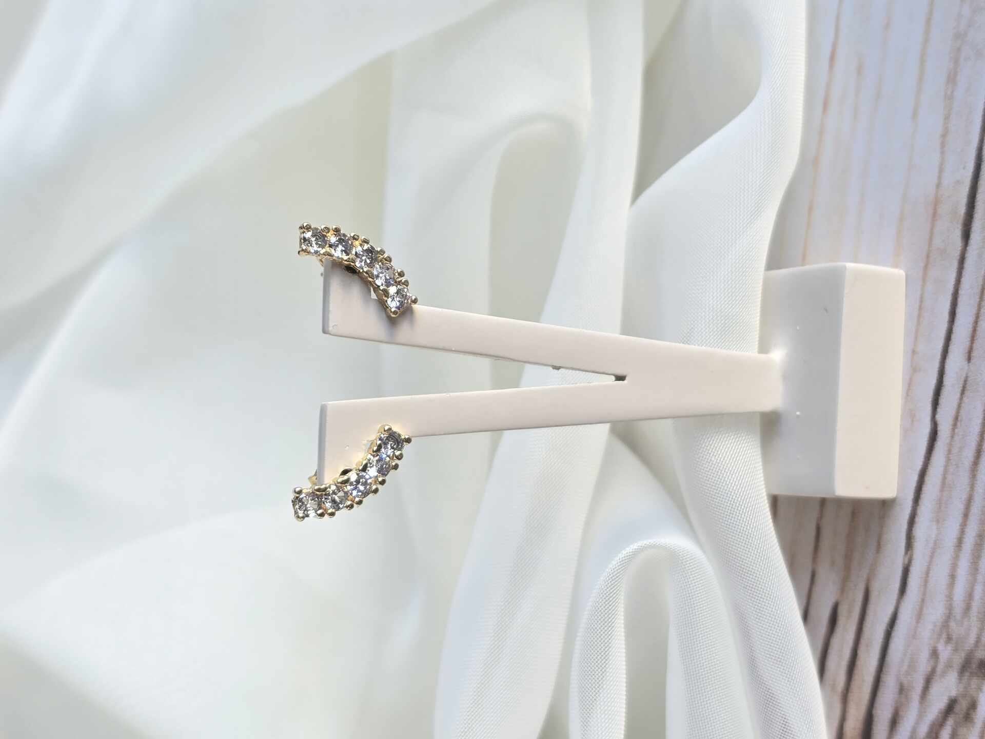 BRI3509G - Brinco Ouro Semijoia