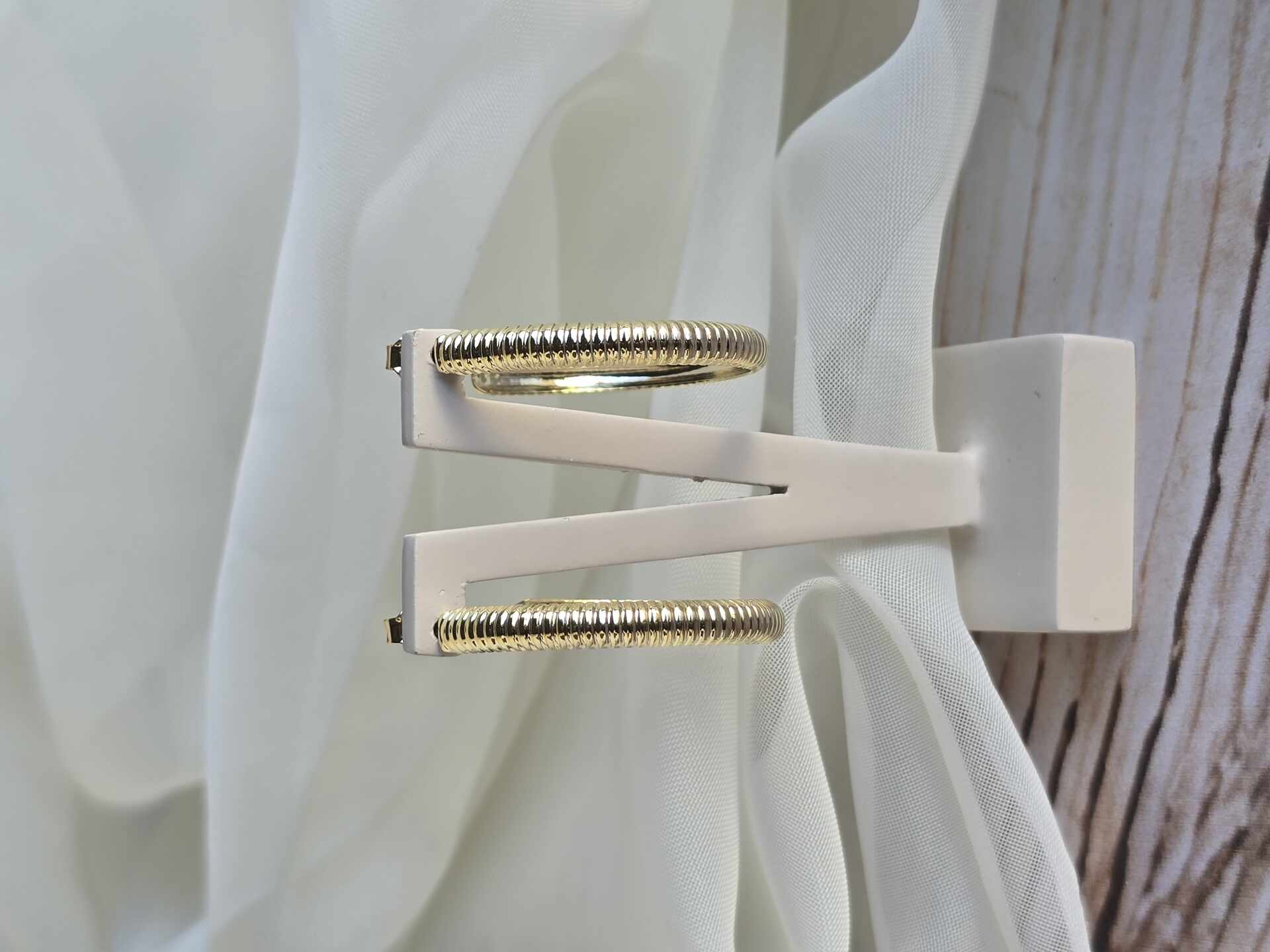 BRI3409G - Brinco Ouro Semijoia