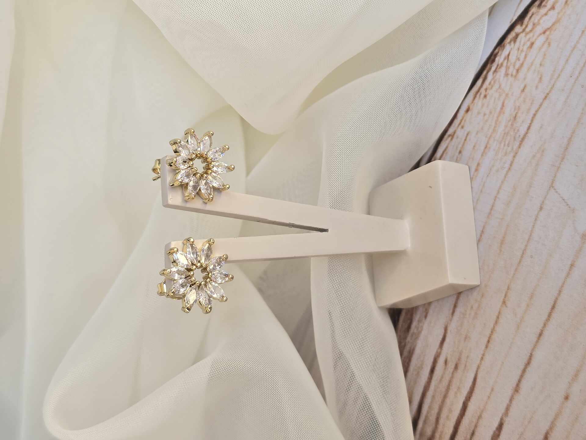 BRI3468G - Brinco Ouro Semijoia